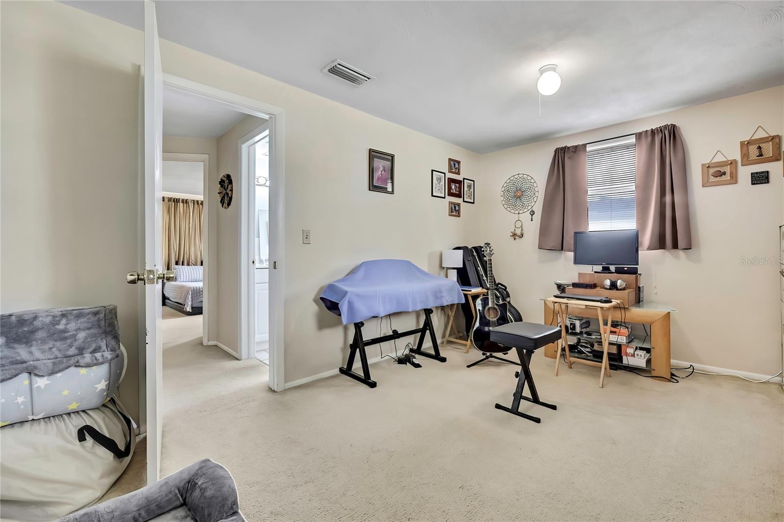 Image 20 of 33 For 4330 Tall Oak Lane