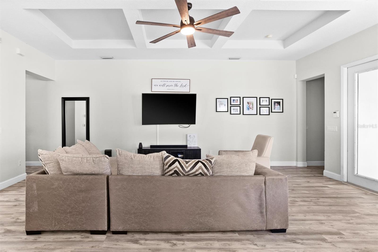 Image 10 of 30 For 10001 Seymour Way