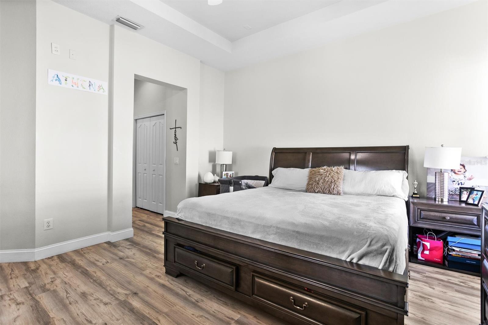 Image 14 of 30 For 10001 Seymour Way