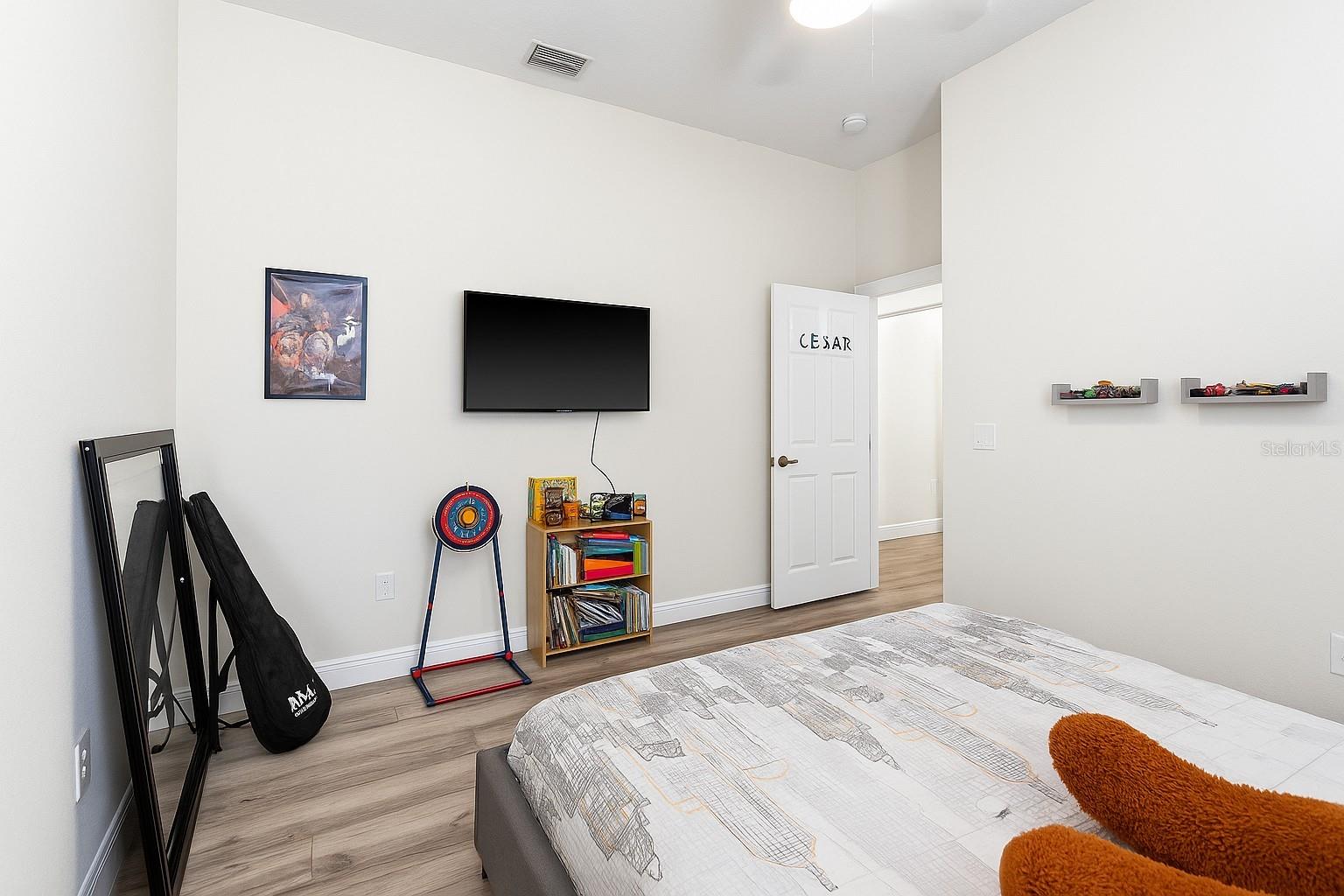 Image 24 of 30 For 10001 Seymour Way