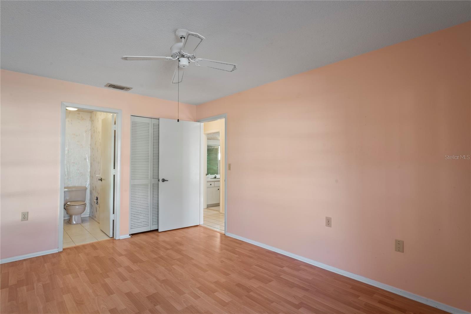 Image 23 of 75 For 8718 Benton Drive