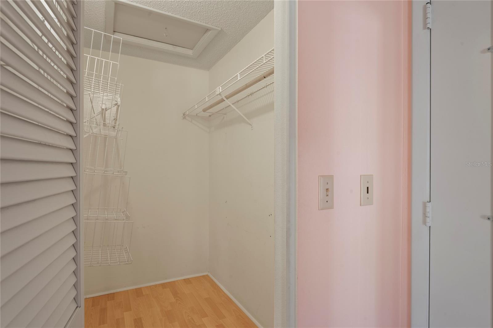 Image 27 of 75 For 8718 Benton Drive