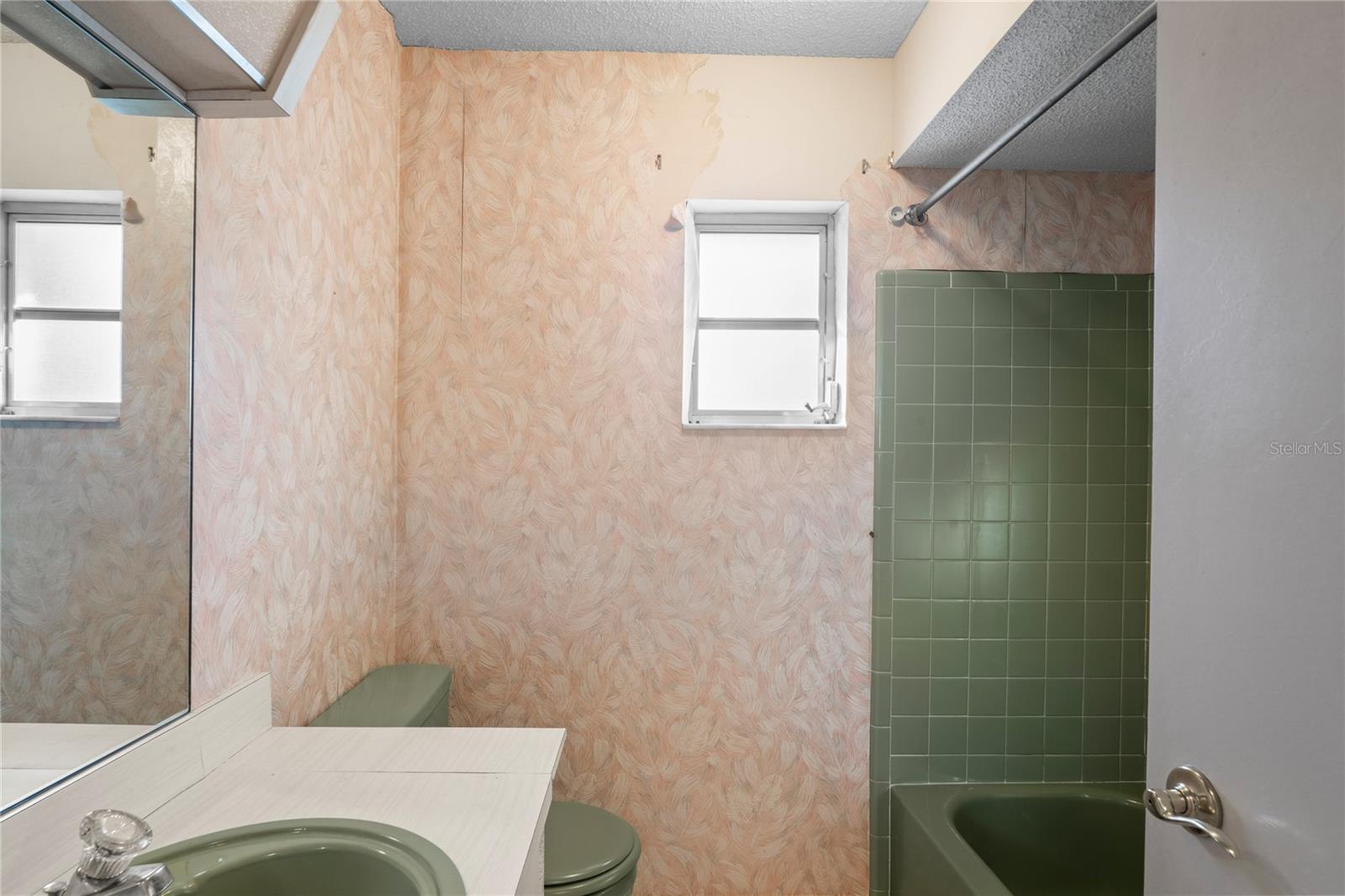 Image 32 of 75 For 8718 Benton Drive