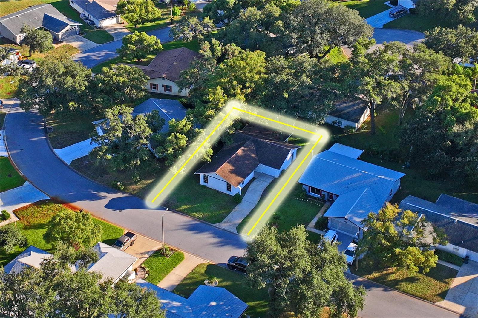 Image 46 of 75 For 8718 Benton Drive