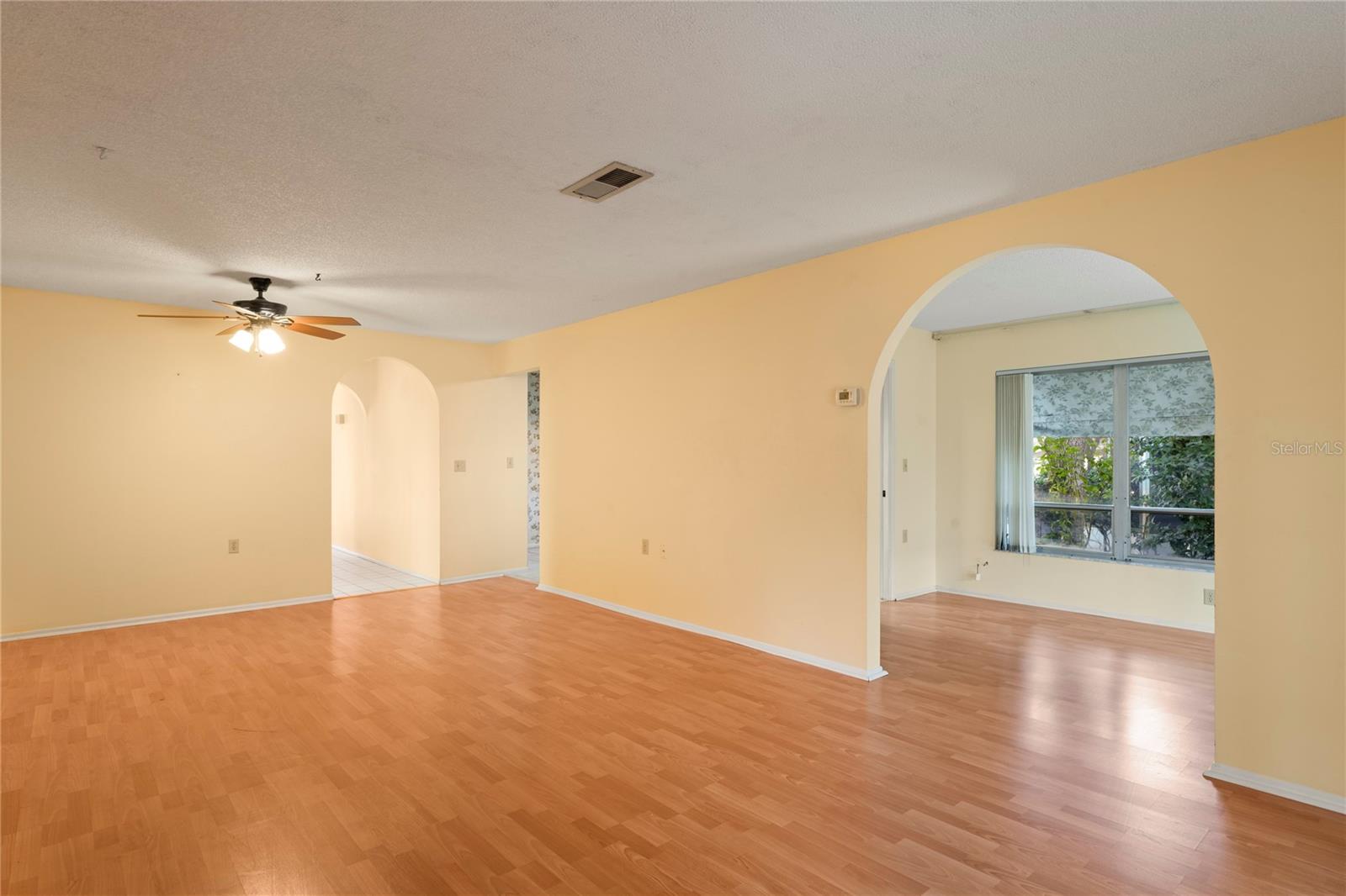 Image 8 of 75 For 8718 Benton Drive