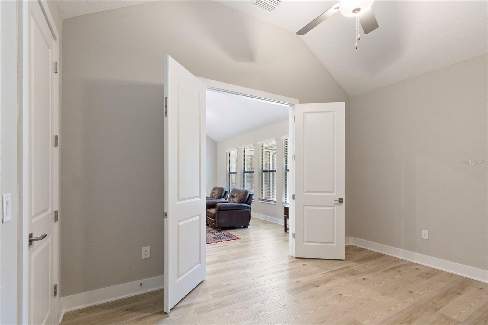 Image 24 of 70 For 13218 Oldenburg Drive