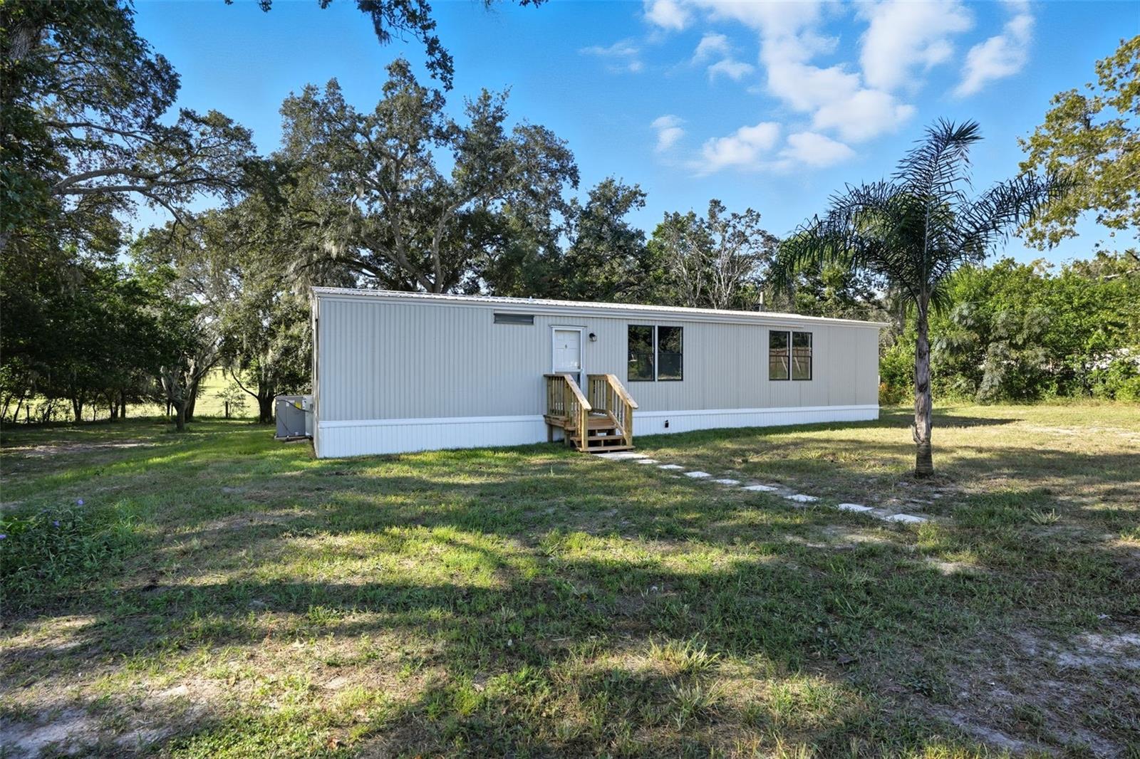 Image 33 of 42 For 15616 Larry Road