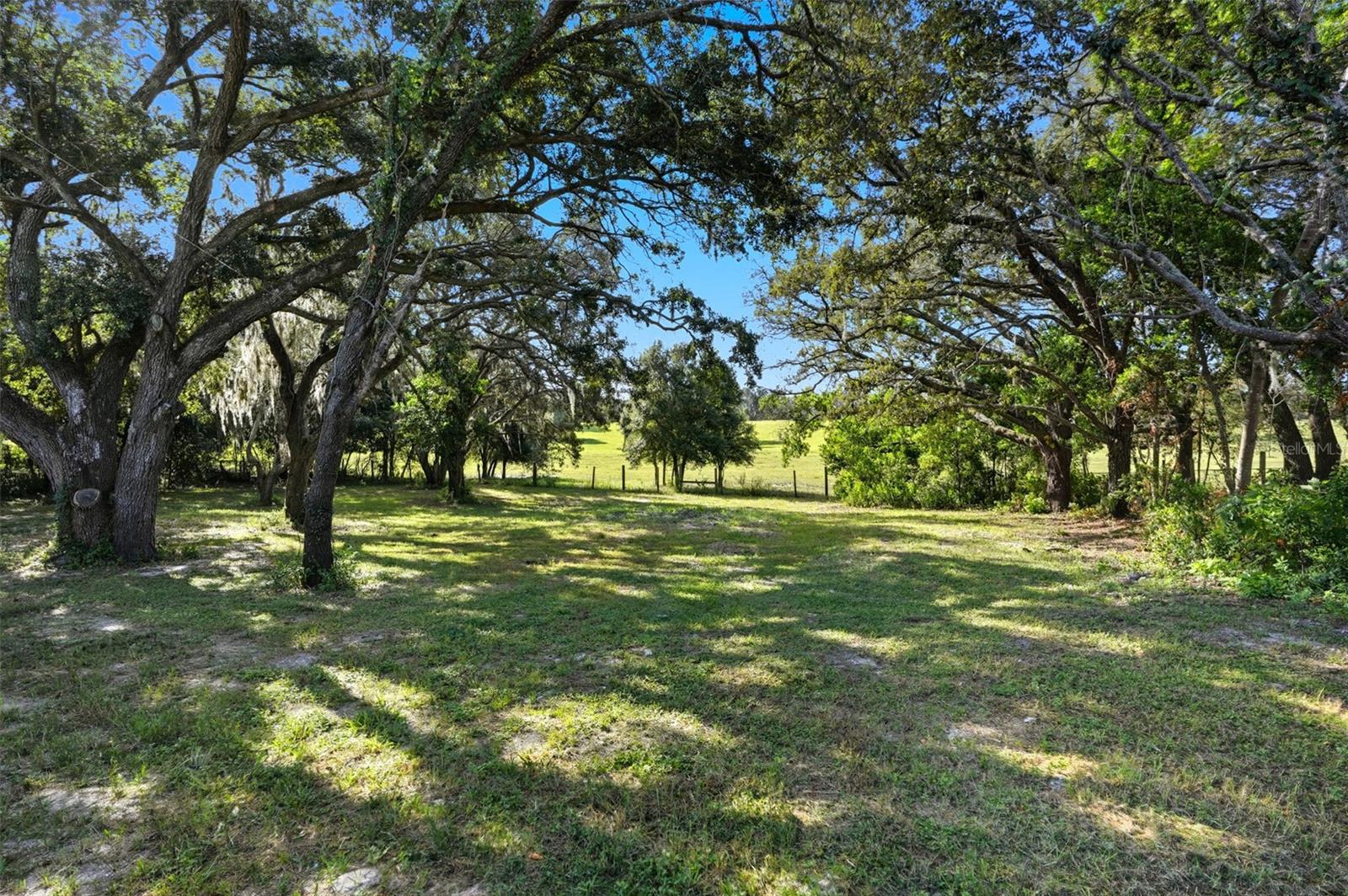 Image 5 of 42 For 15616 Larry Road