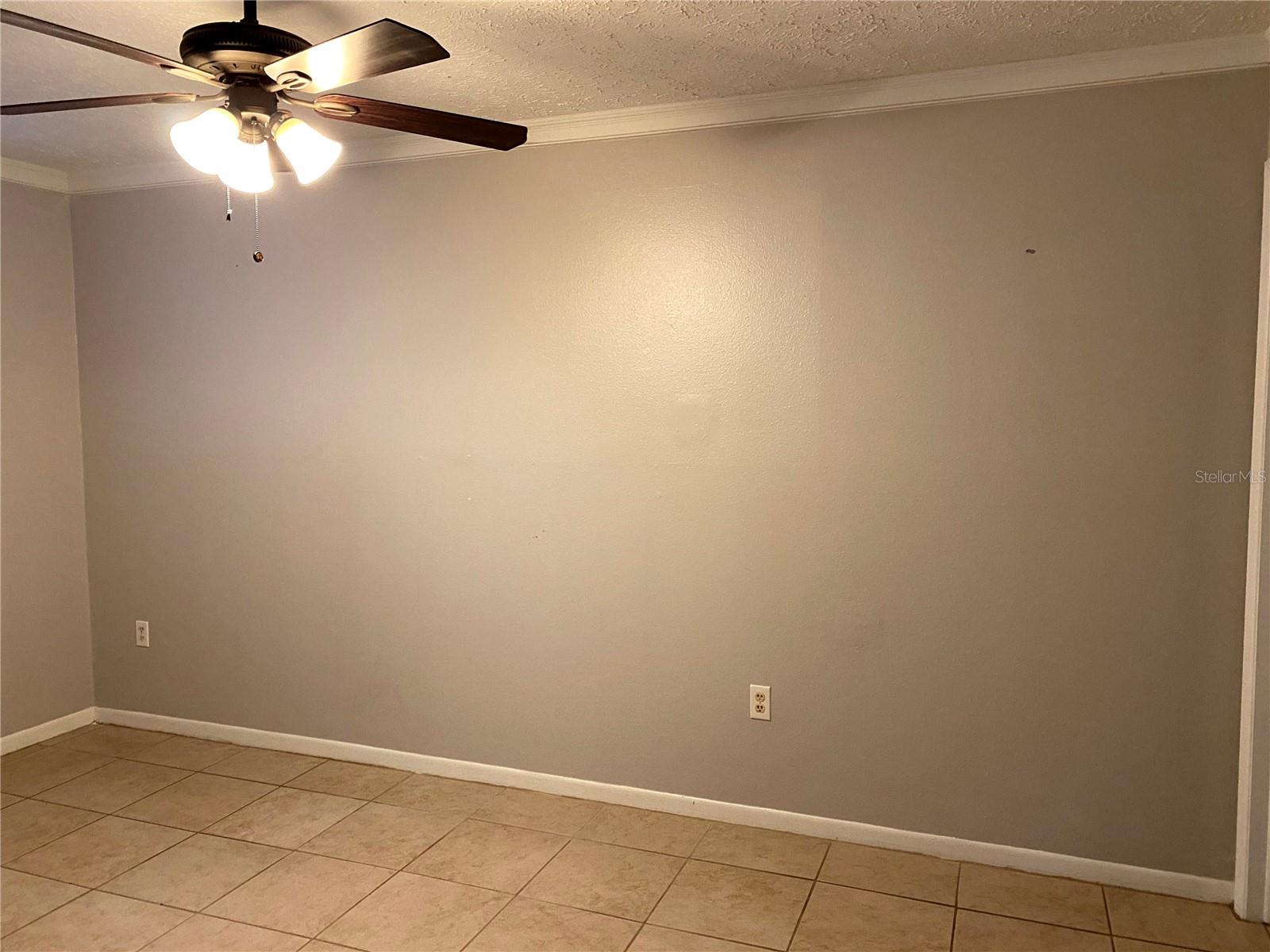 Image 8 of 14 For 8550 Shadblow Court 7