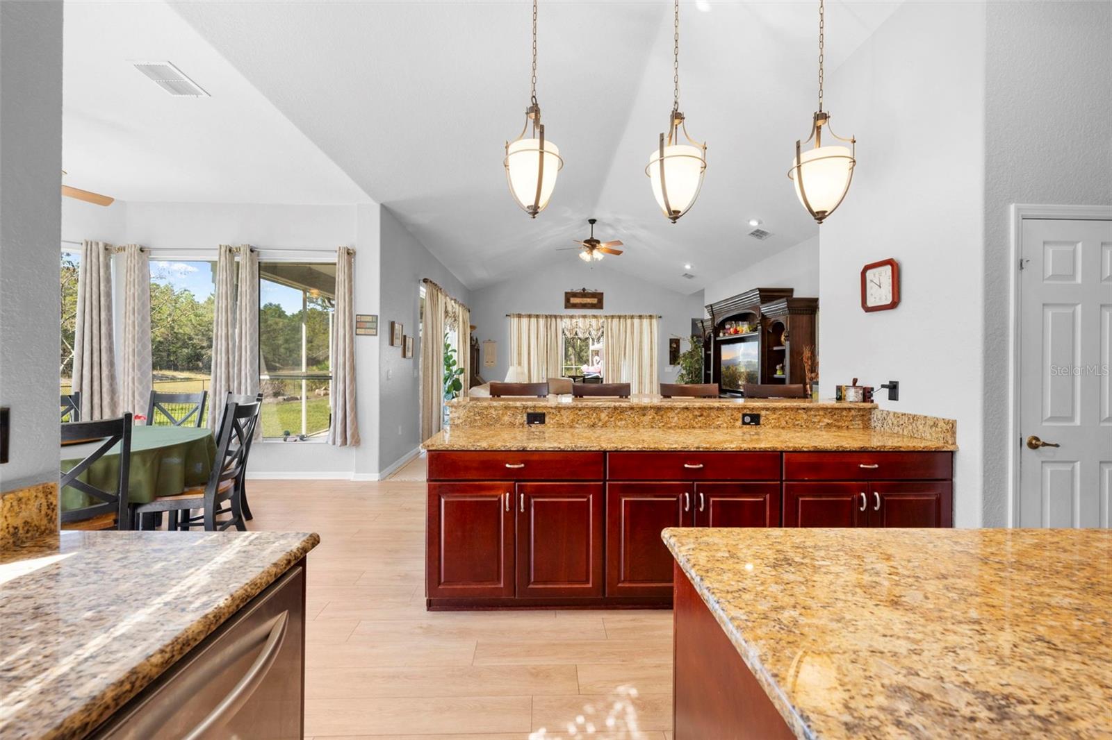 Image 19 of 79 For 11200 Woodland Waters Boulevard