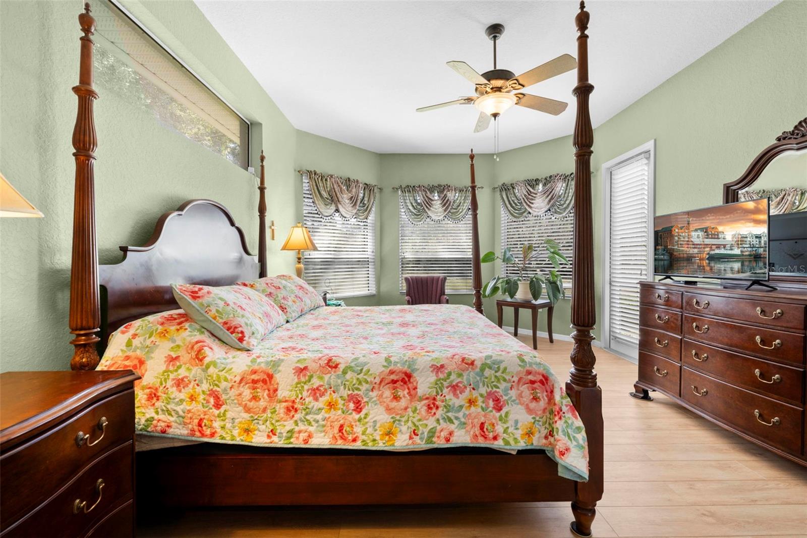 Image 47 of 79 For 11200 Woodland Waters Boulevard