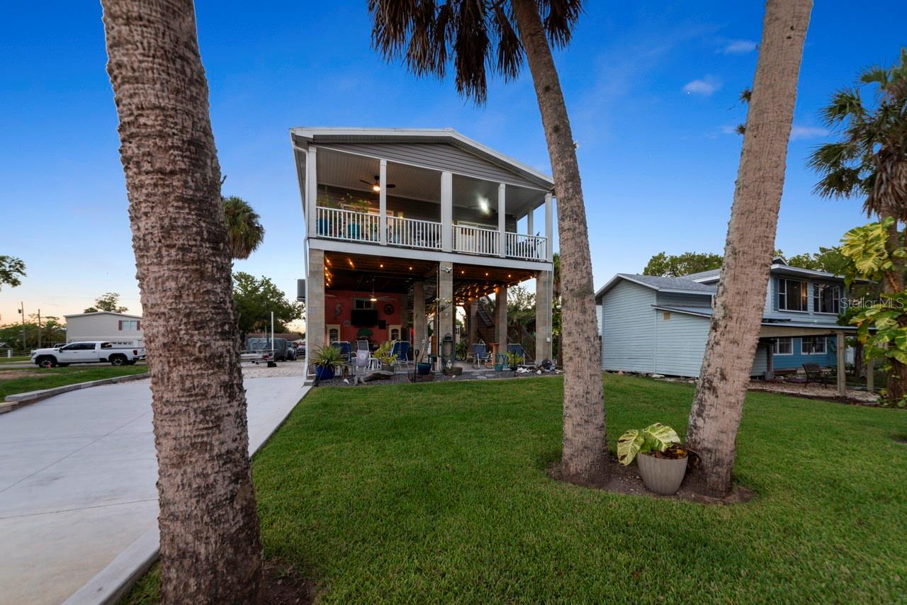 Image 39 of 46 For 6140 Island Drive