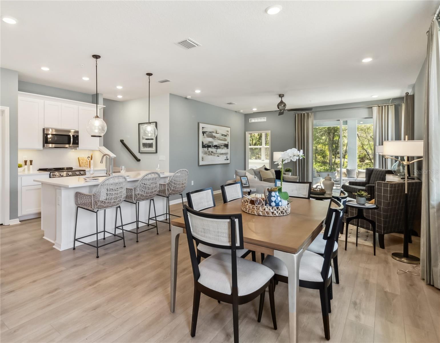 Image 8 of 16 For 5265 Luisa Court