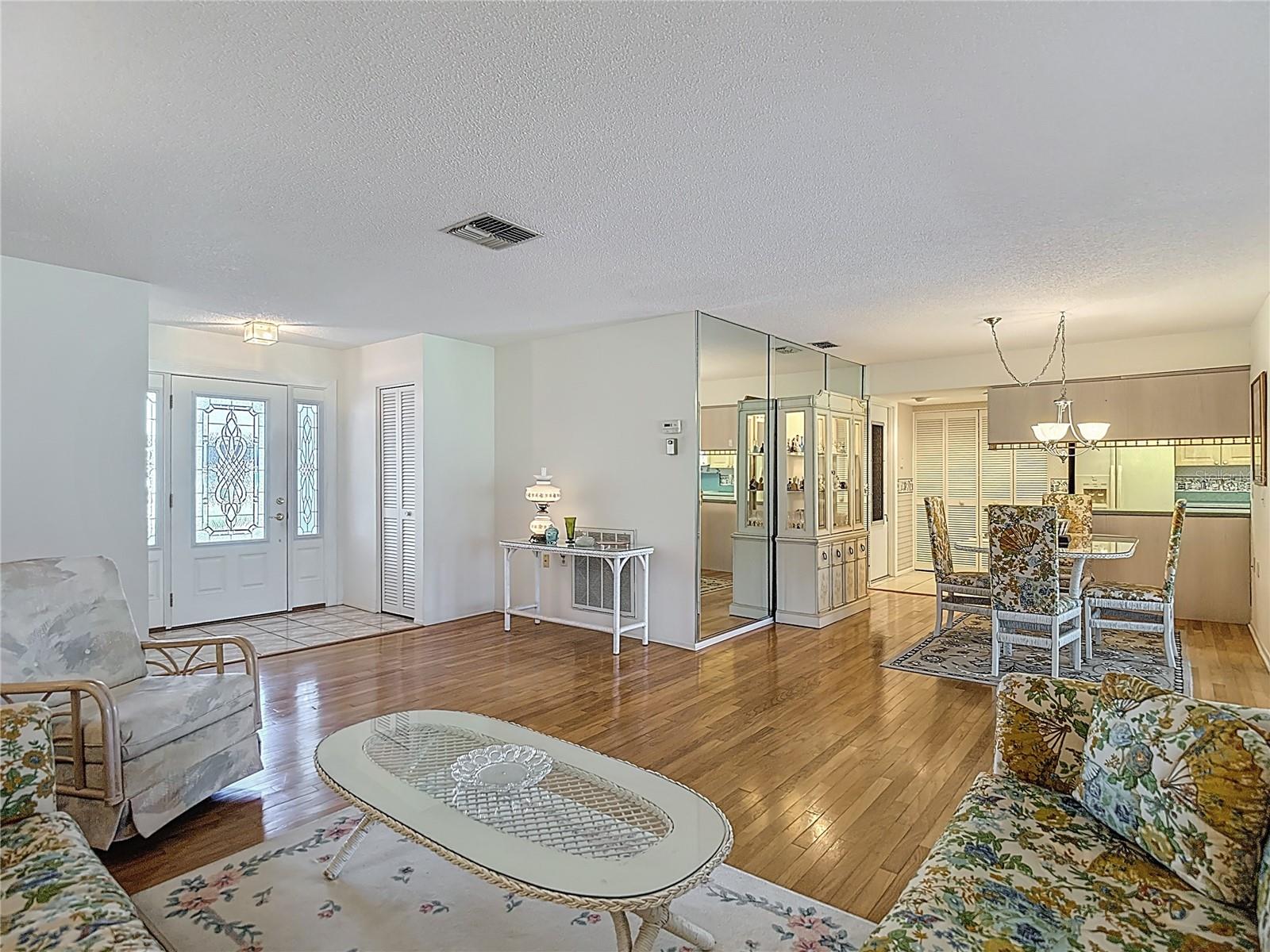 Image 11 of 71 For 11118 Sandtrap Drive 11118