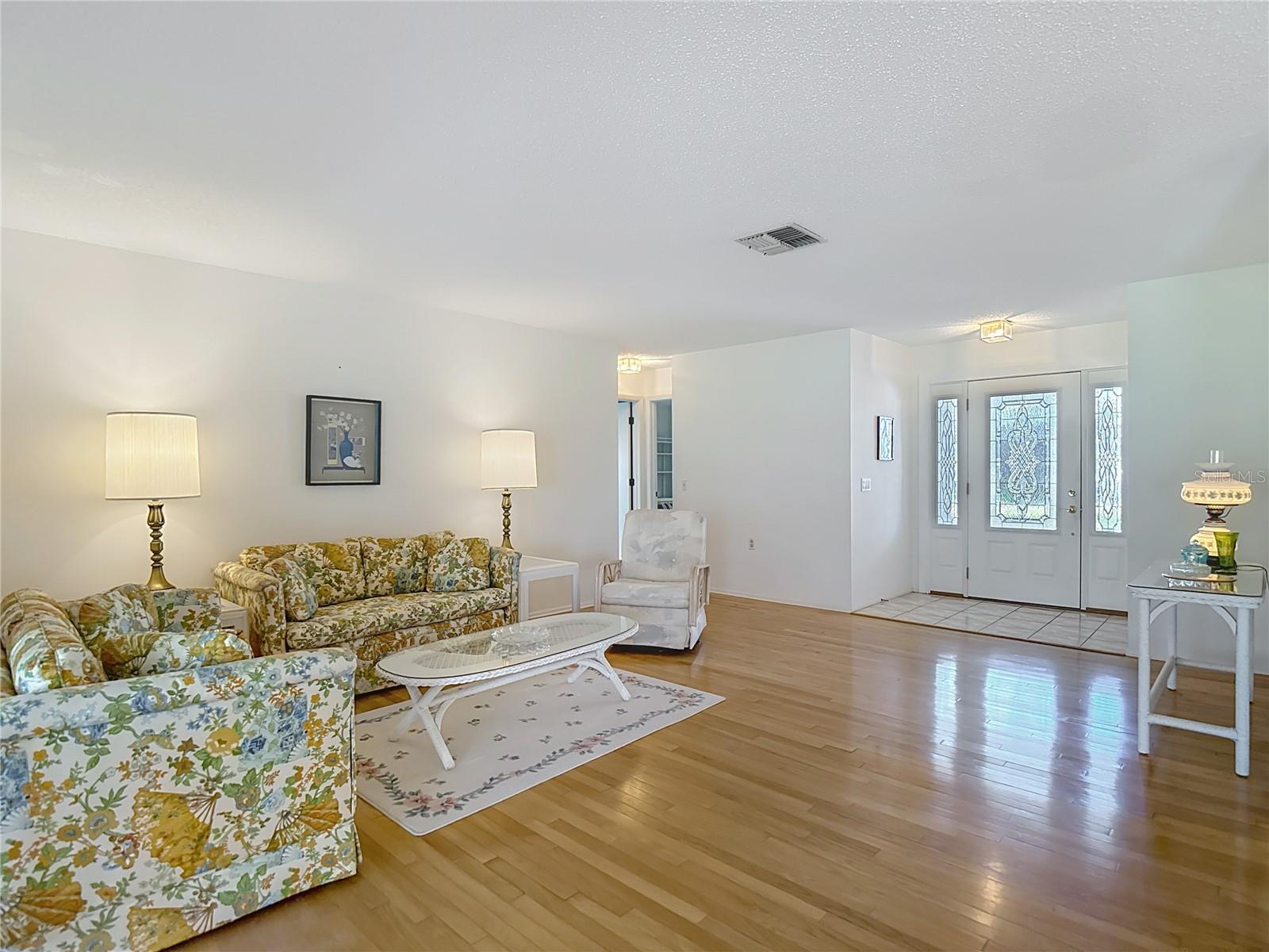 Image 12 of 71 For 11118 Sandtrap Drive 11118