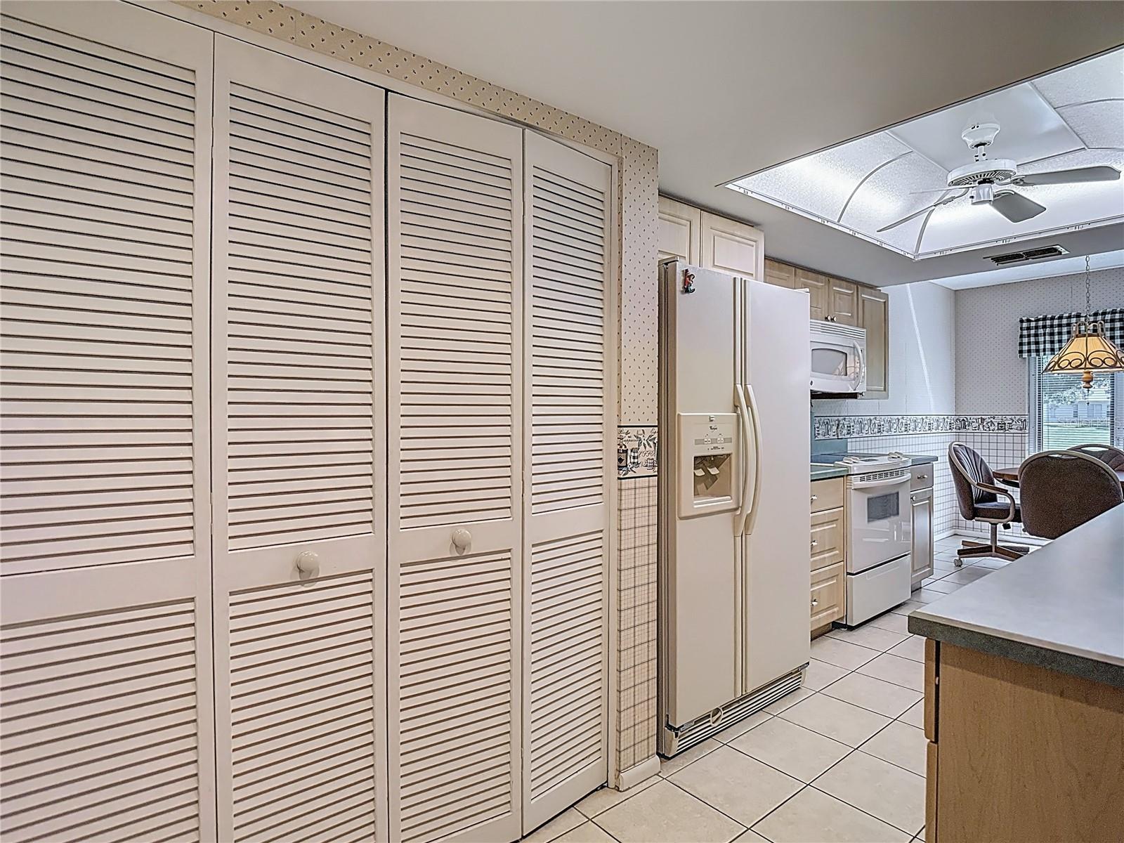 Image 17 of 71 For 11118 Sandtrap Drive 11118