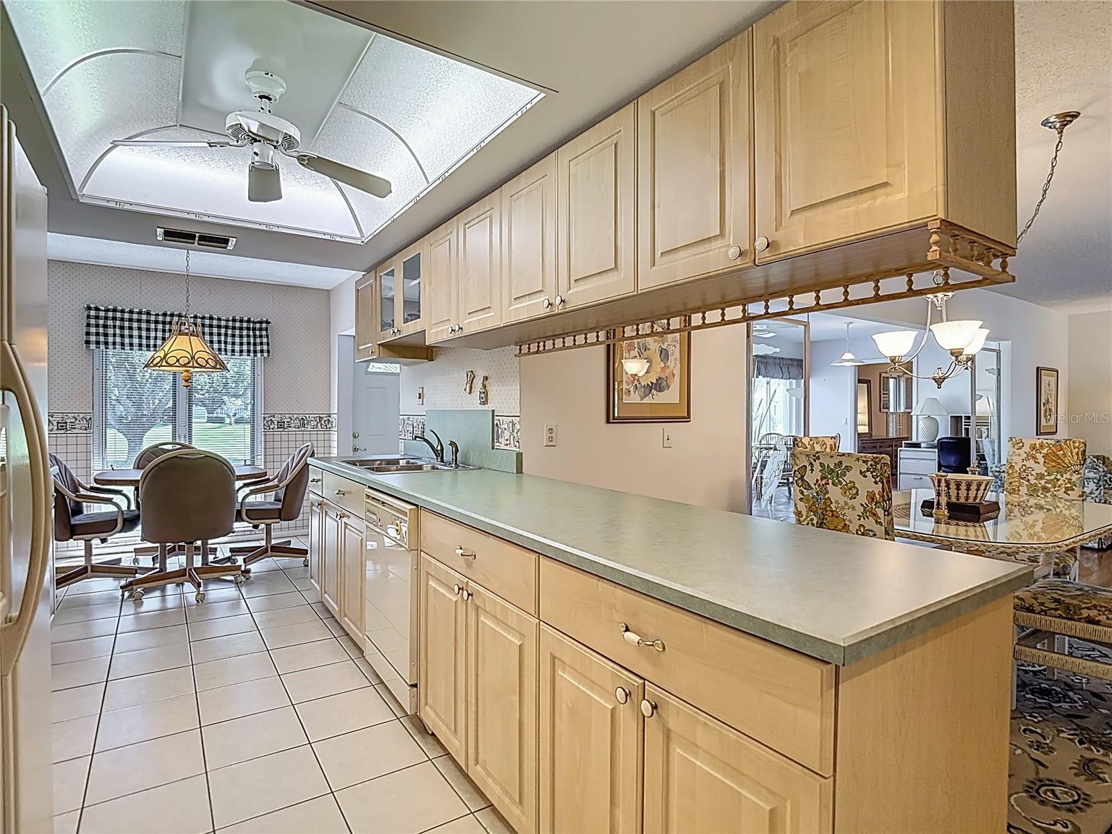 Image 18 of 71 For 11118 Sandtrap Drive 11118
