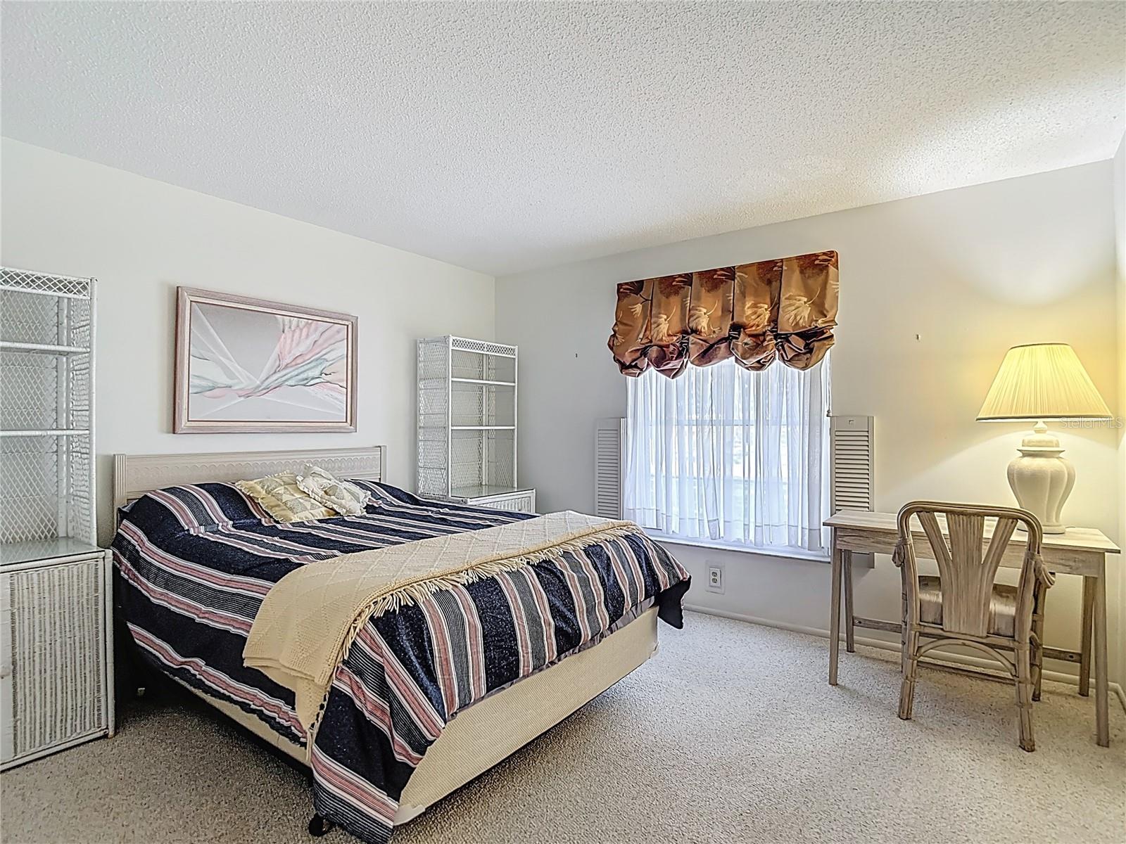 Image 42 of 71 For 11118 Sandtrap Drive 11118