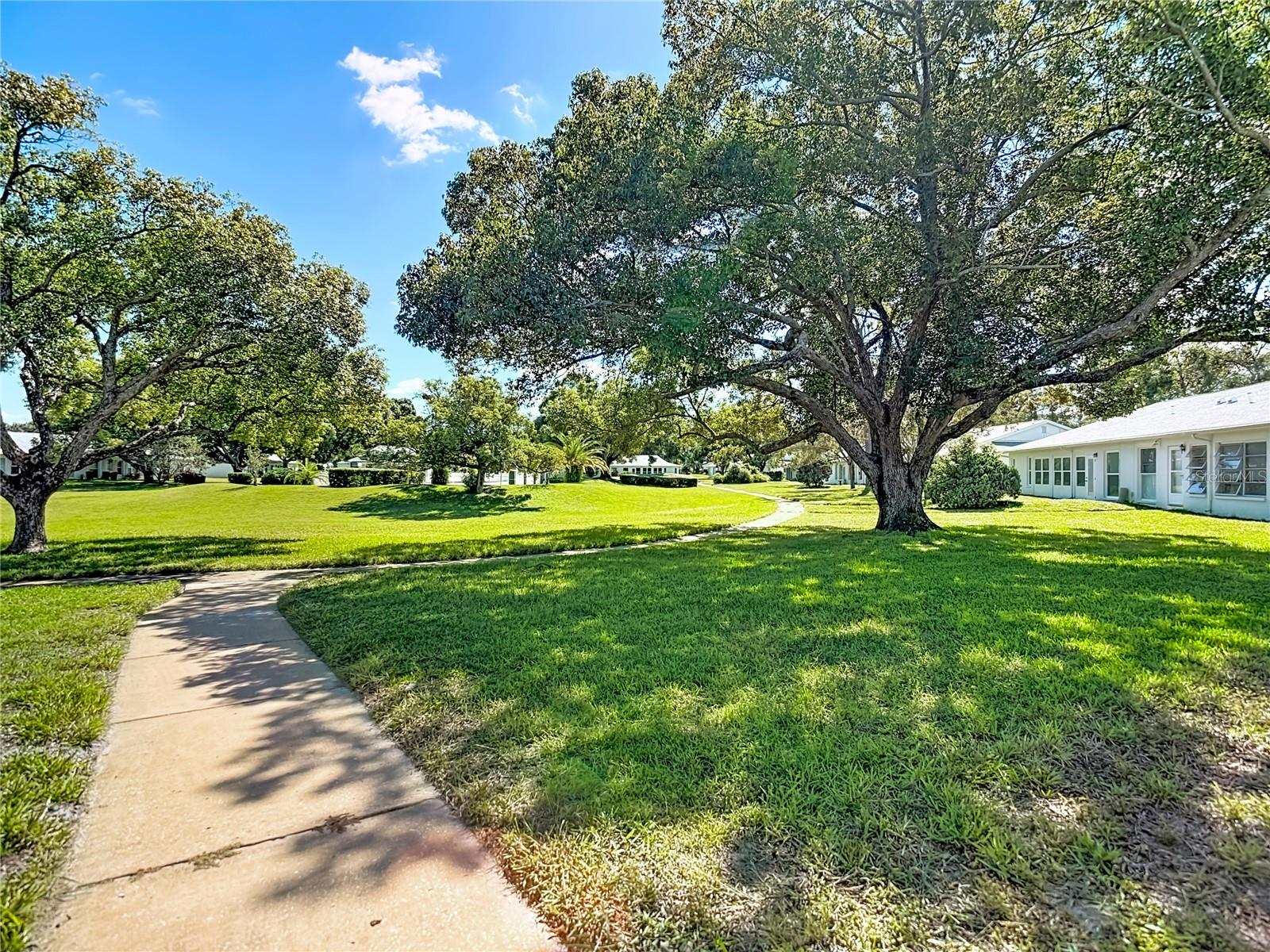 Image 48 of 71 For 11118 Sandtrap Drive 11118