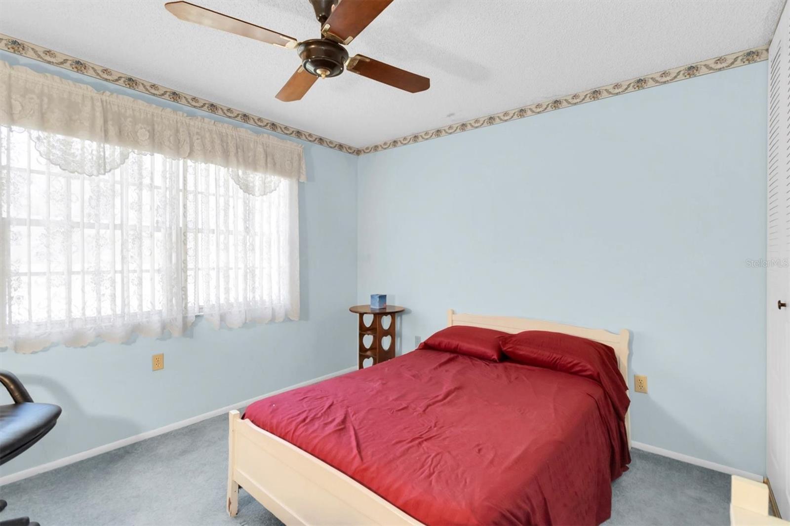 Image 18 of 59 For 11204 Pembridge Court 4