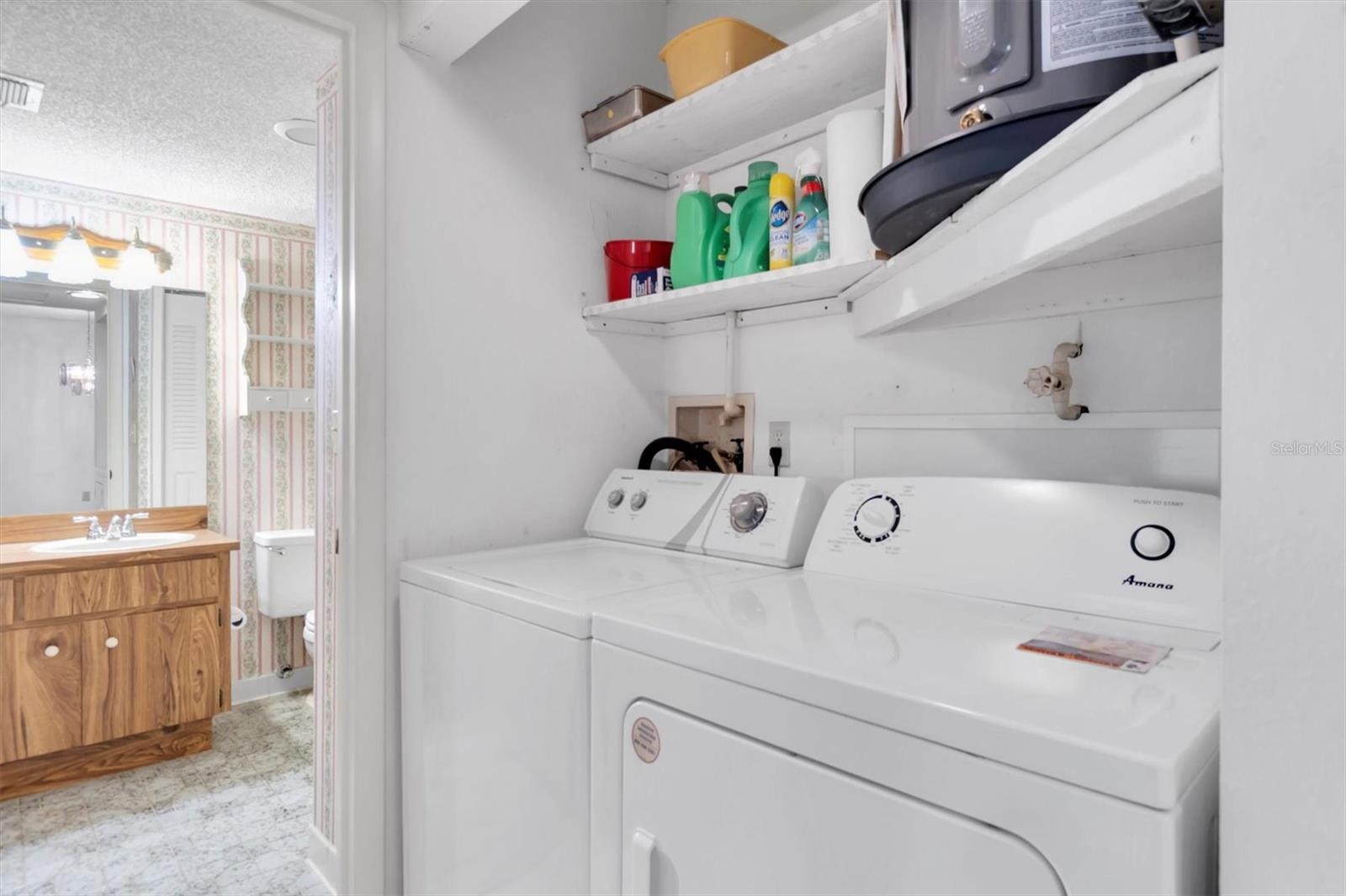 Image 25 of 59 For 11204 Pembridge Court 4