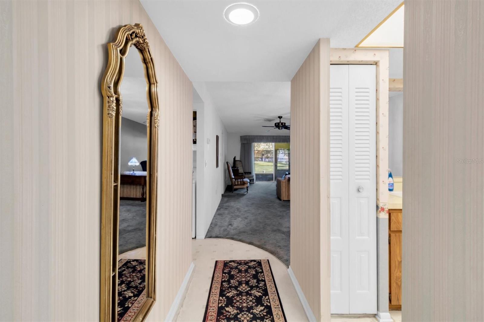 Image 4 of 59 For 11204 Pembridge Court 4