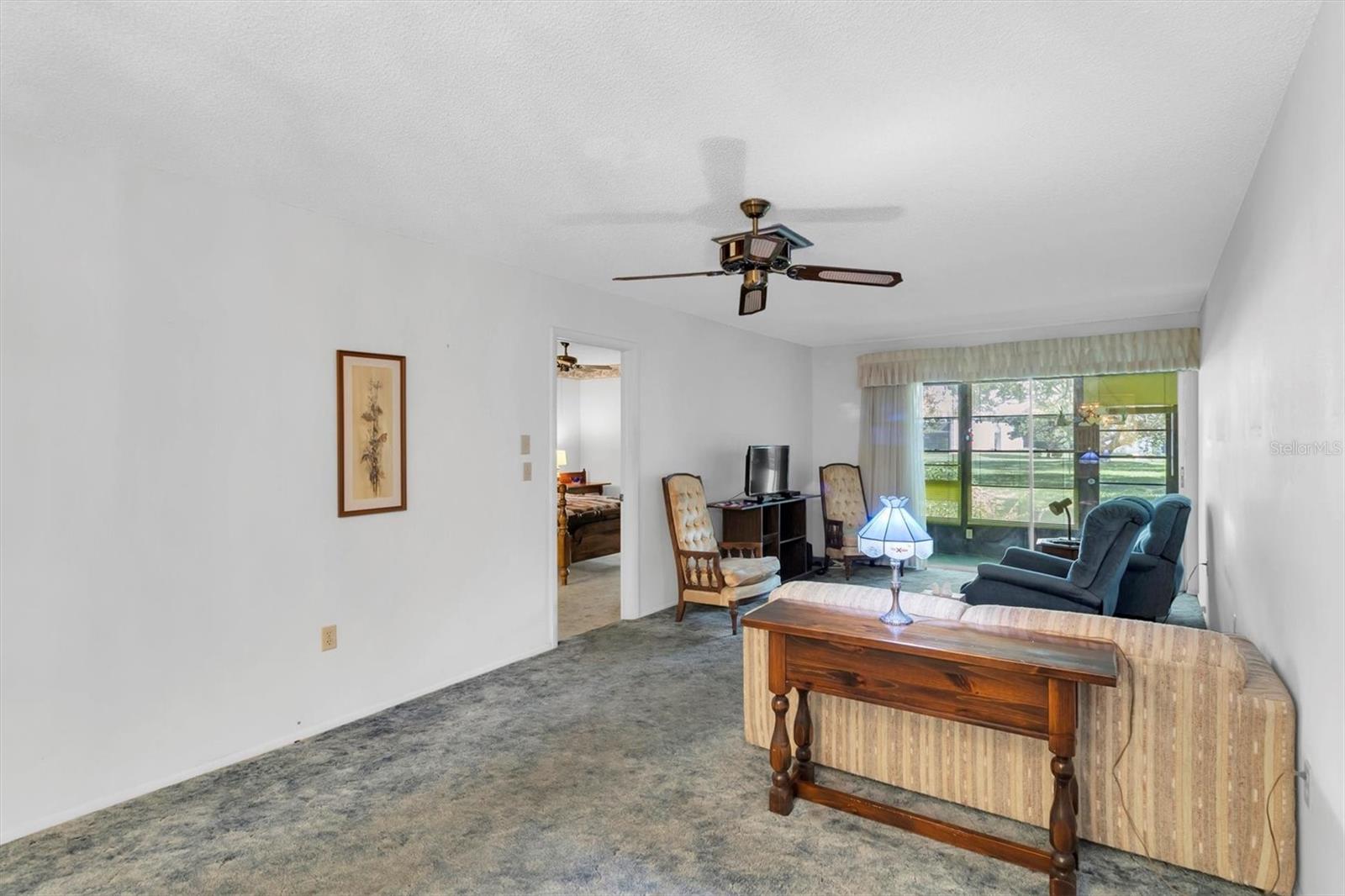 Image 6 of 59 For 11204 Pembridge Court 4