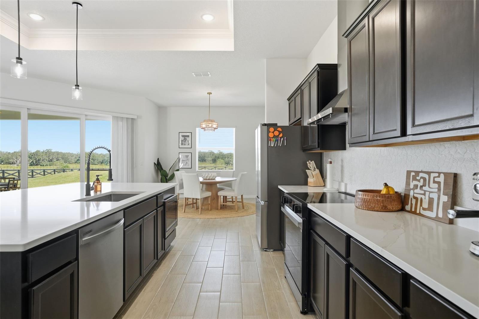 Image 18 of 65 For 3256 Station Boulevard