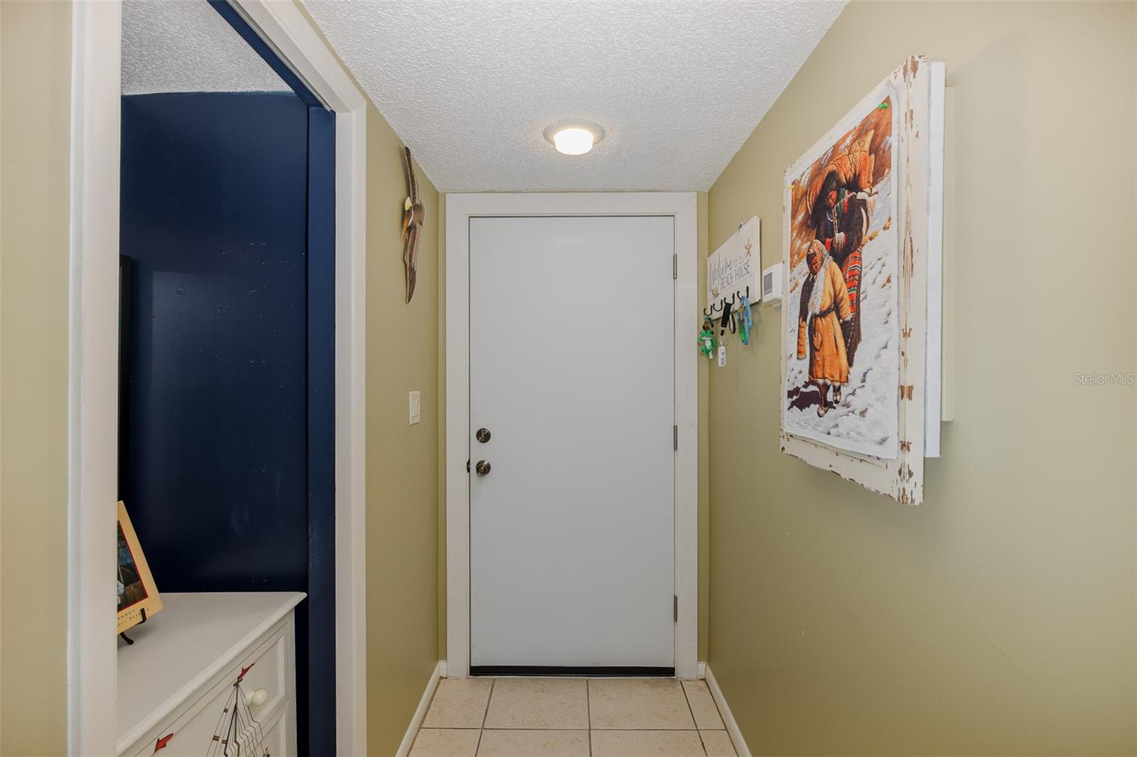 Image 16 of 48 For 8210 Aquila Street 213