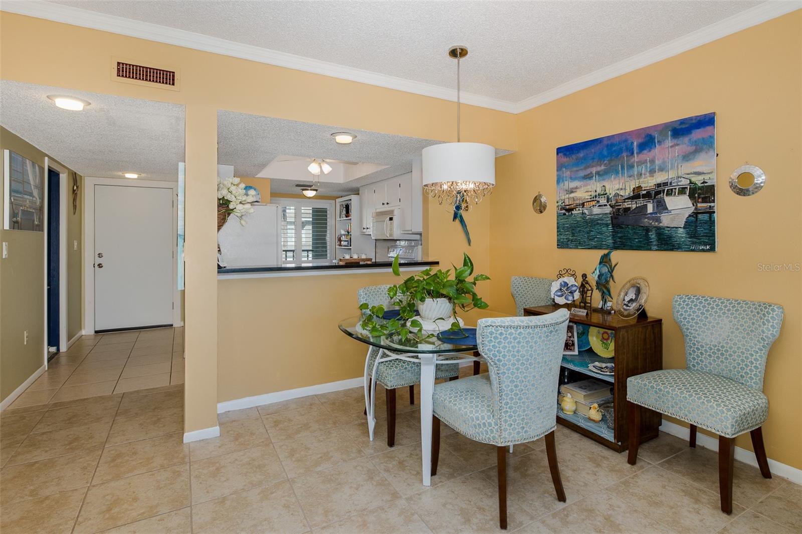 Image 19 of 48 For 8210 Aquila Street 213