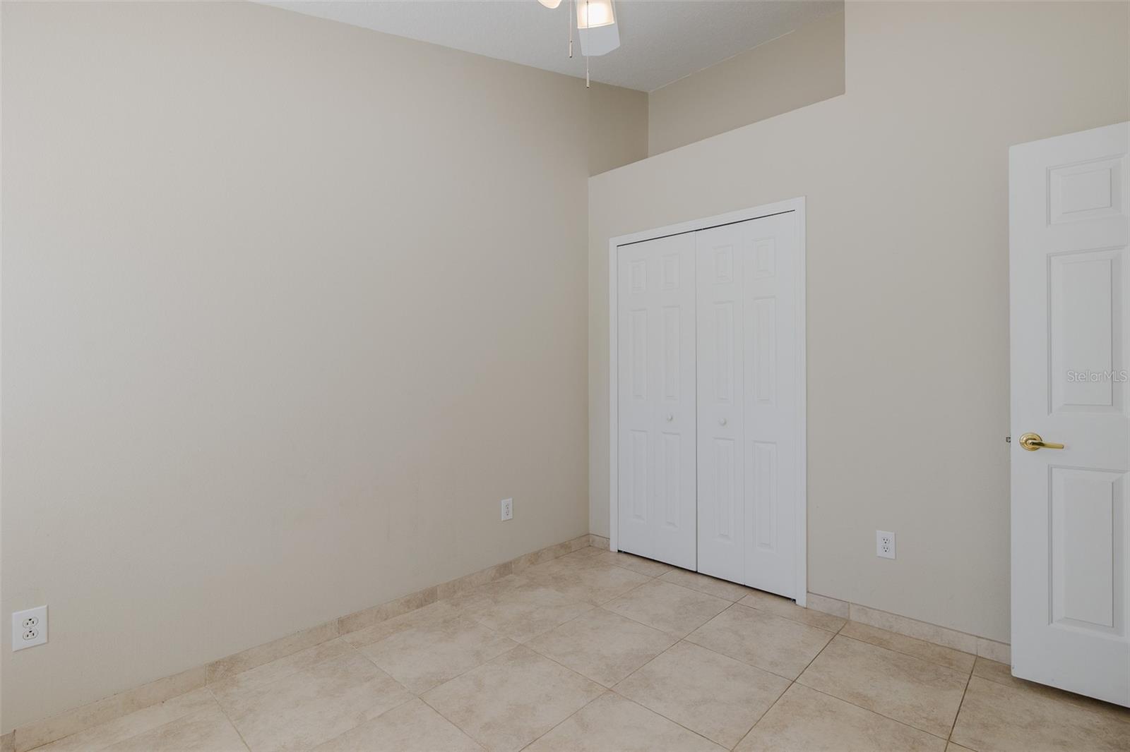 Image 32 of 44 For 23836 Hastings Way