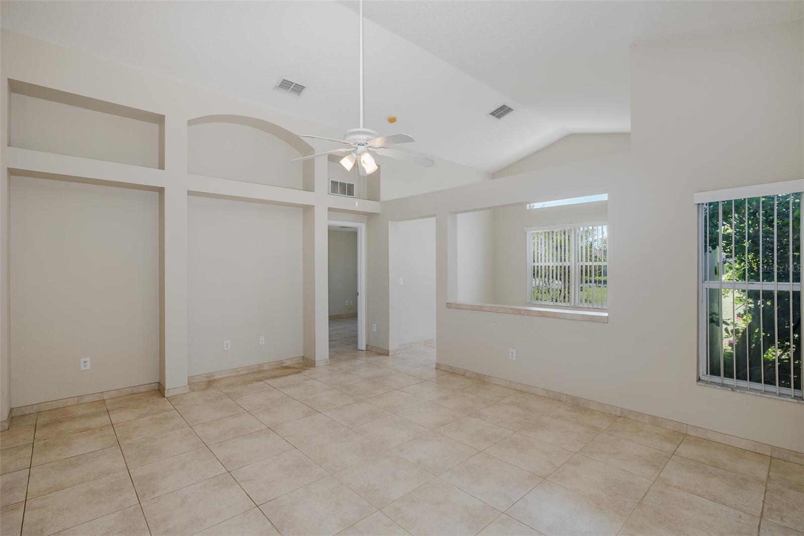 Image 7 of 44 For 23836 Hastings Way