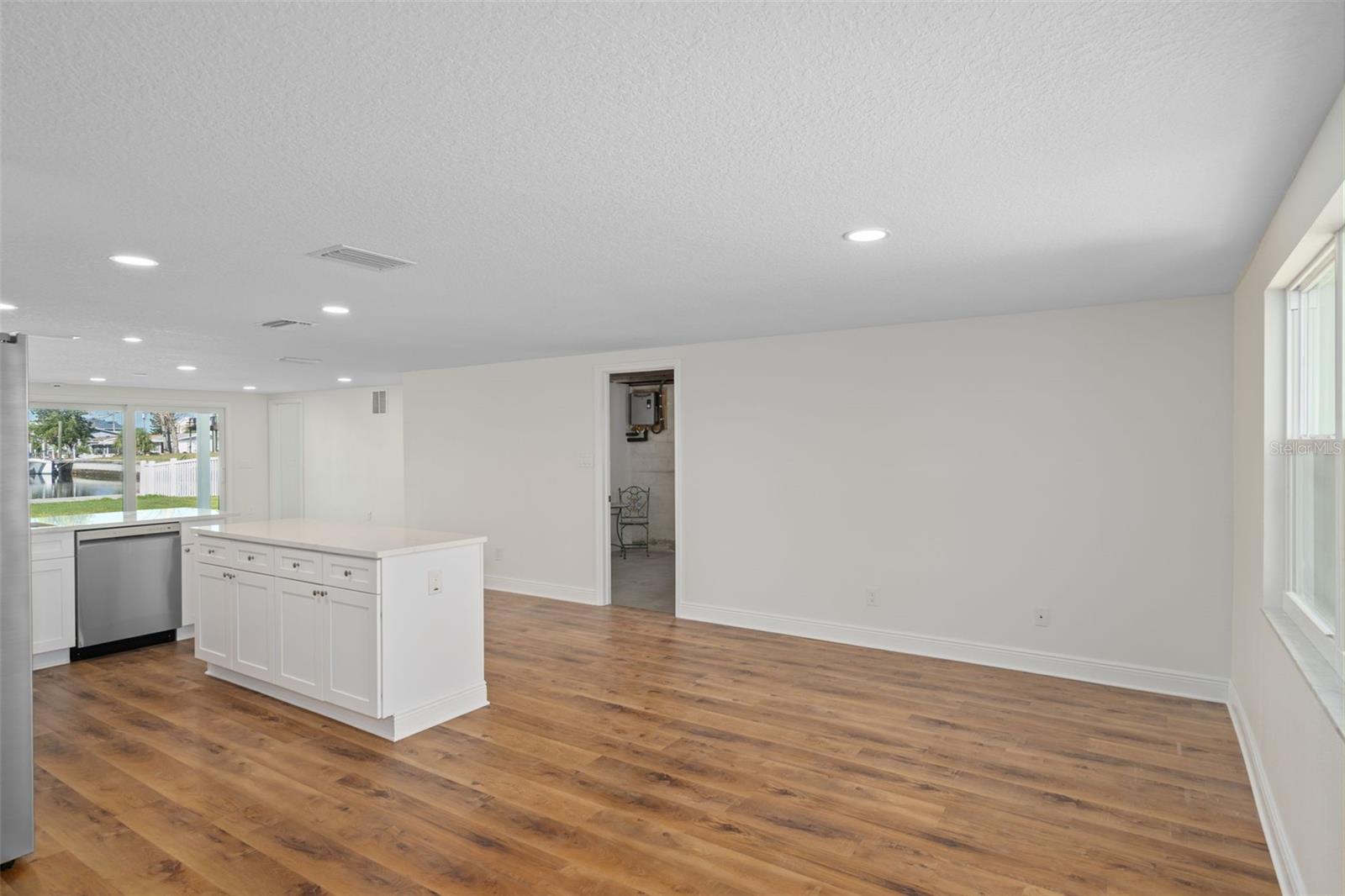 Image 10 of 46 For 13611 Evelane Drive