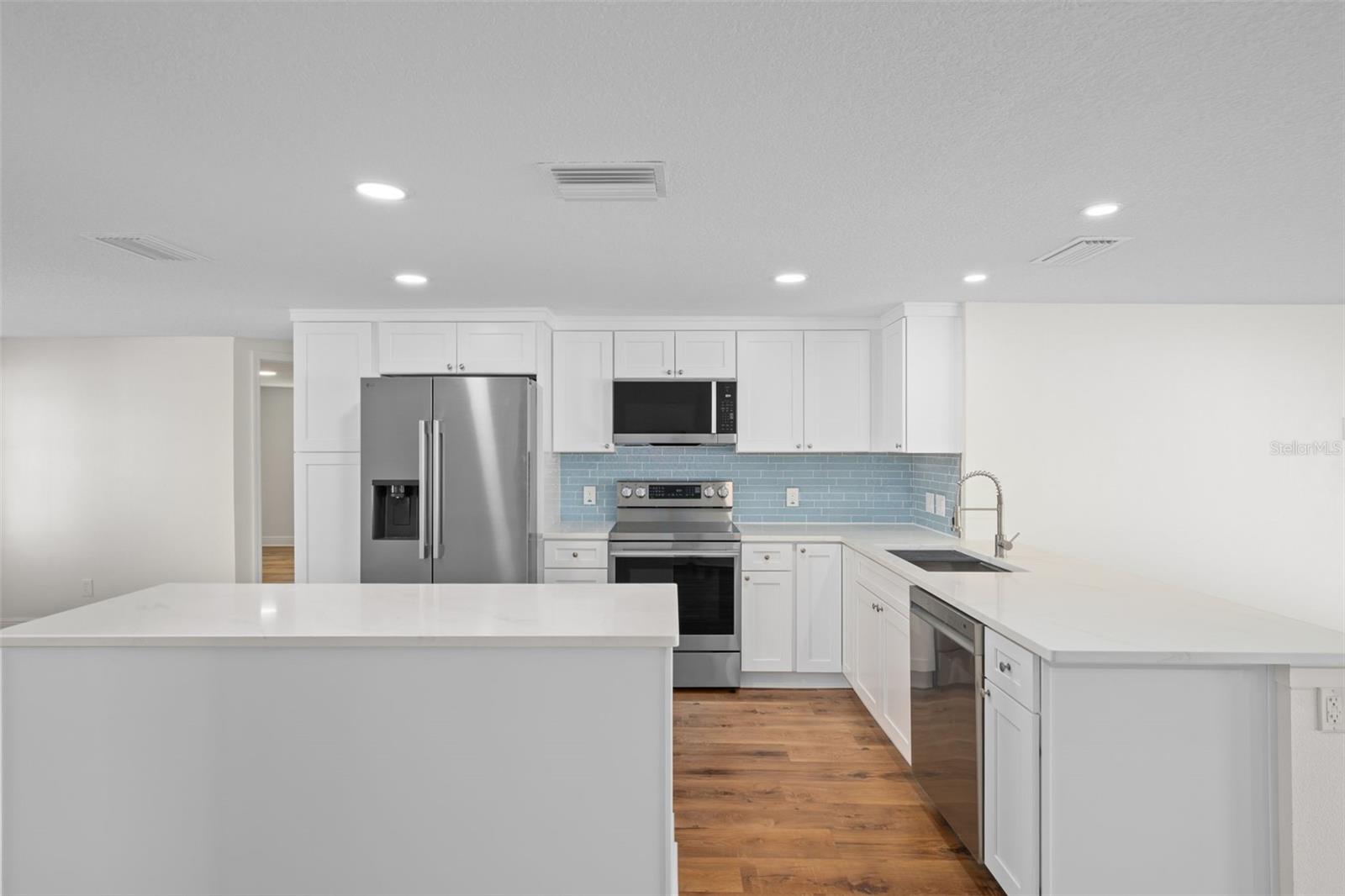 Image 13 of 46 For 13611 Evelane Drive