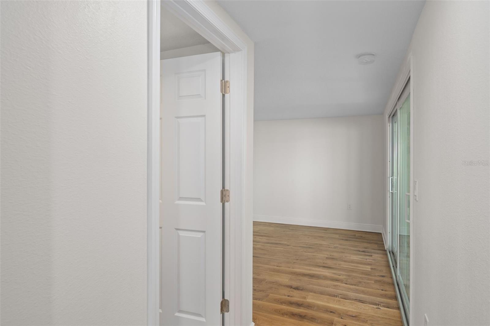 Image 19 of 46 For 13611 Evelane Drive