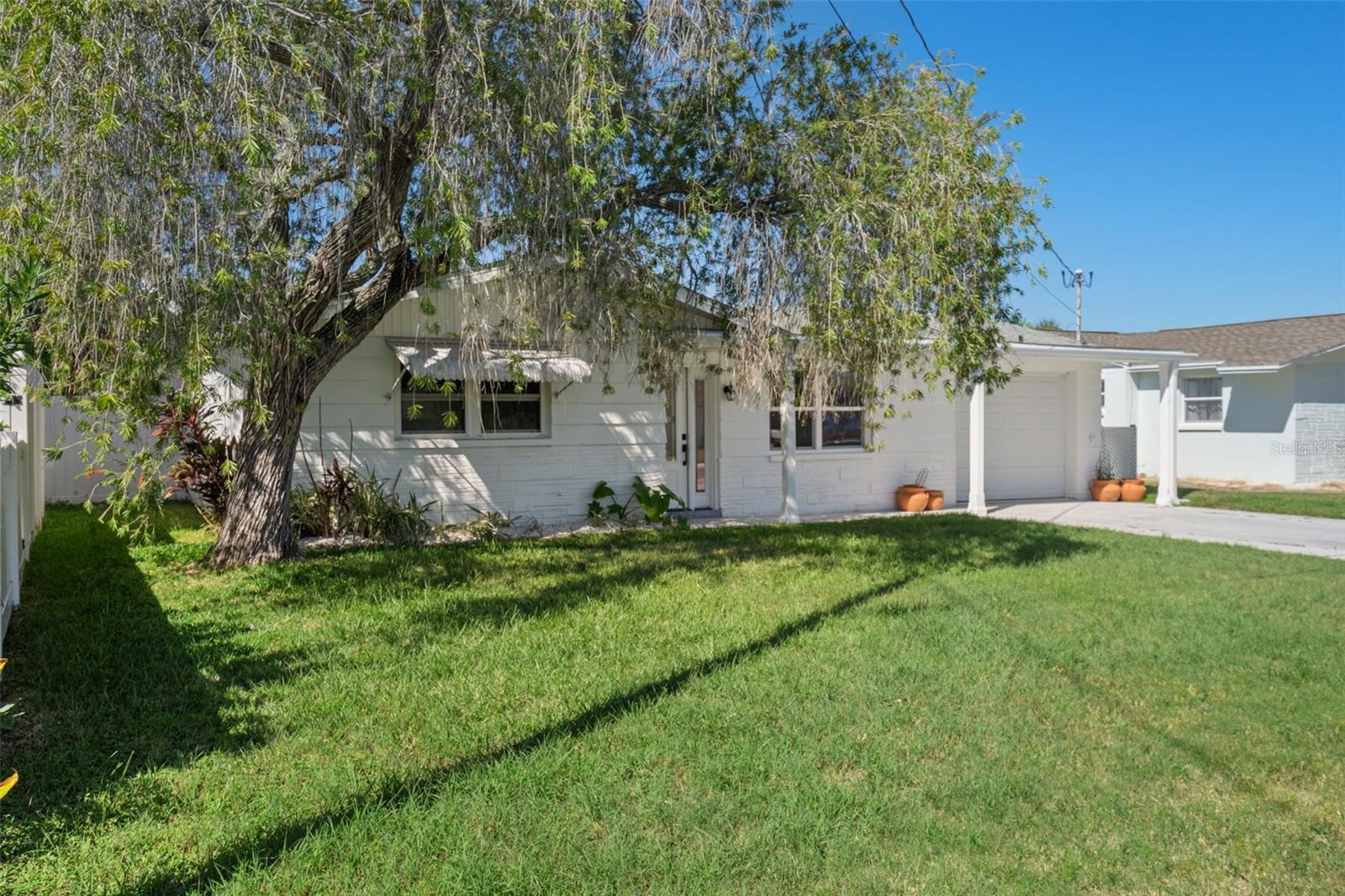 Image 3 of 46 For 13611 Evelane Drive