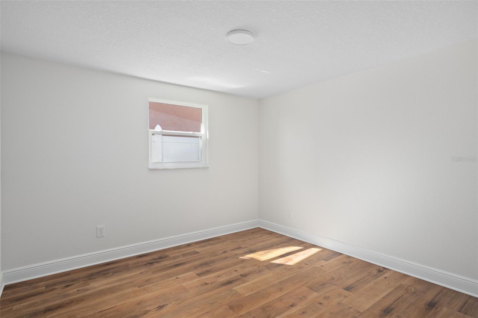 Image 33 of 46 For 13611 Evelane Drive