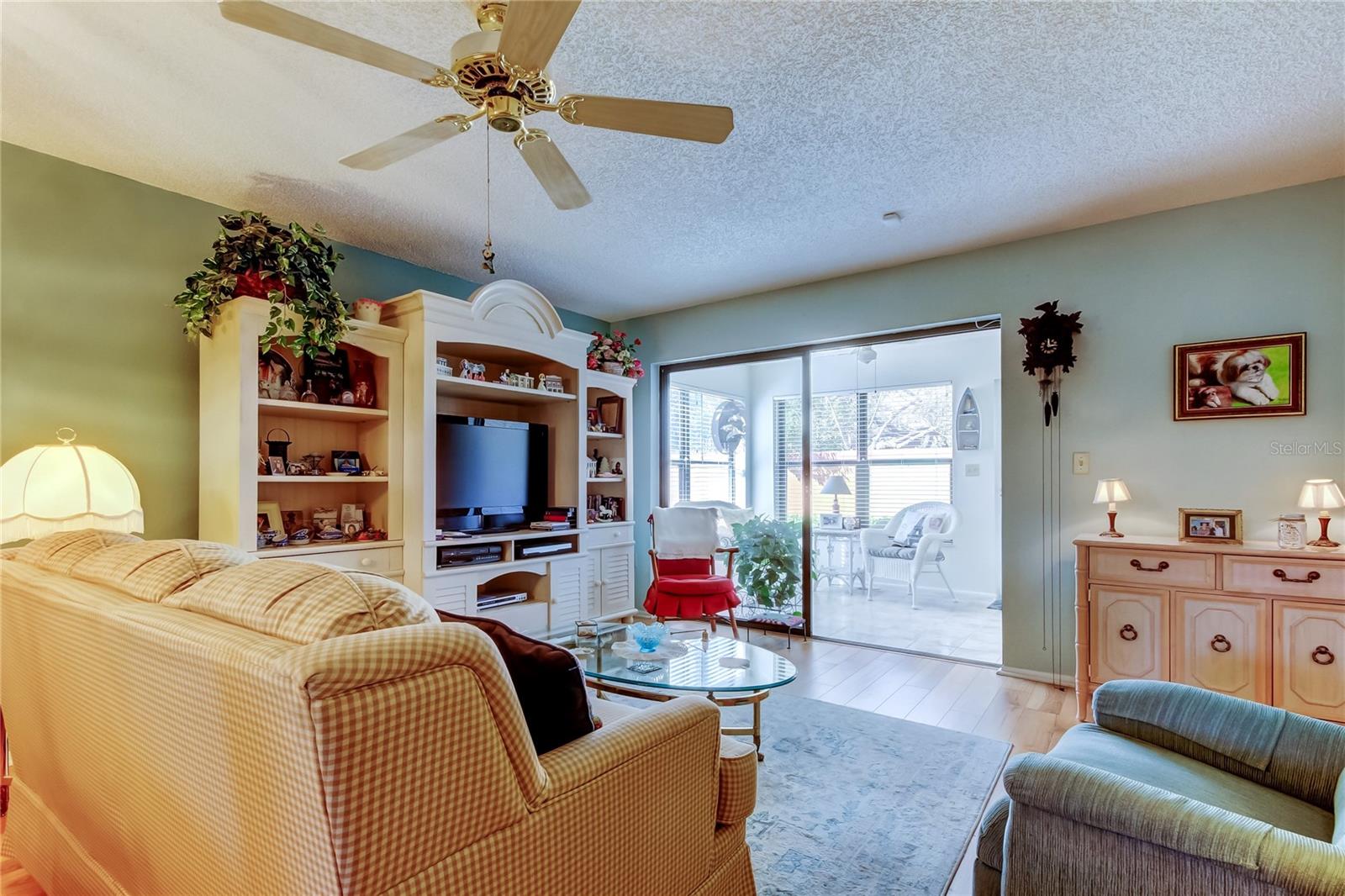 Image 4 of 19 For 7317 Greystone Drive