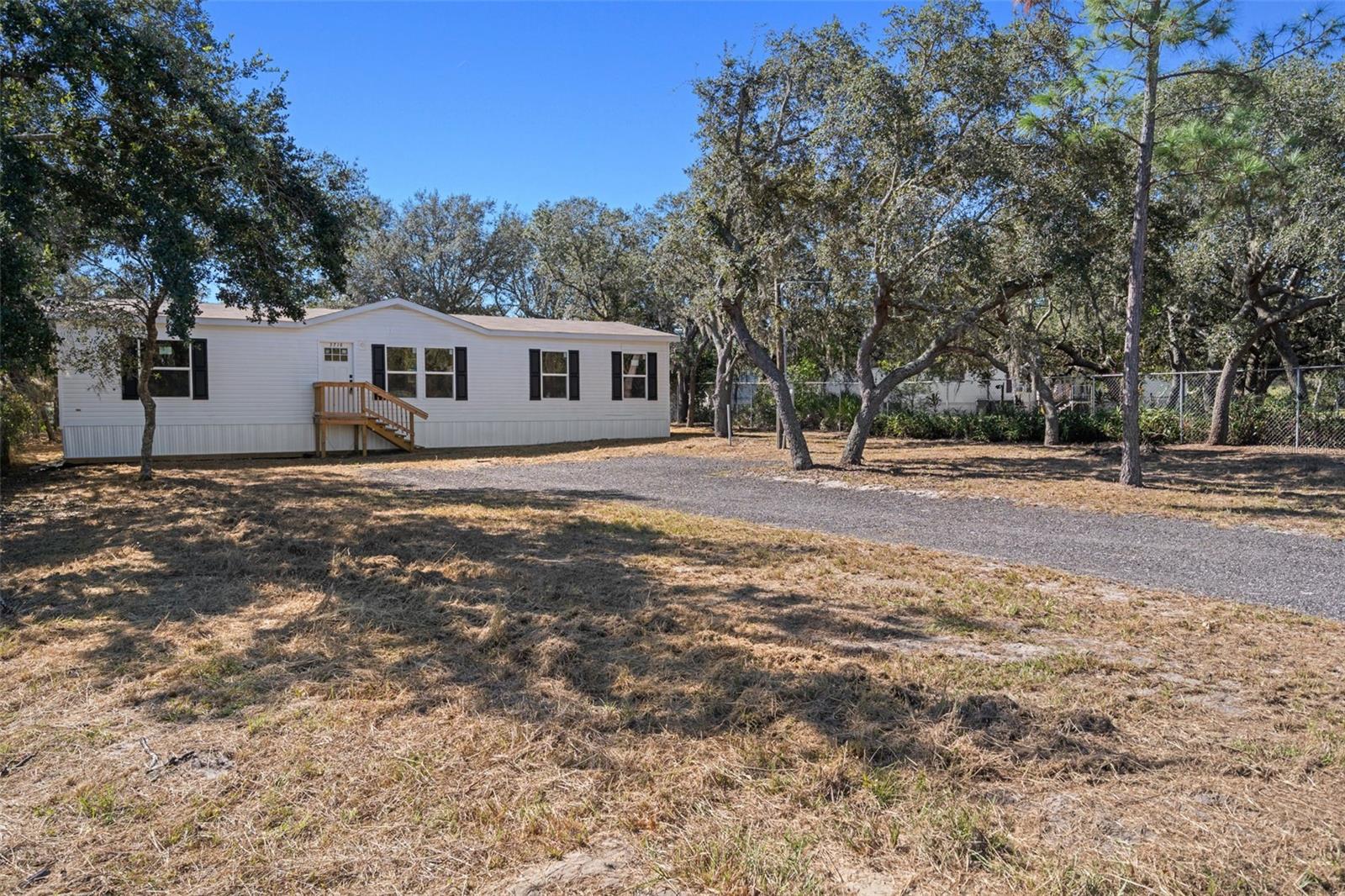 Image 13 of 65 For 3718 Shetland Drive