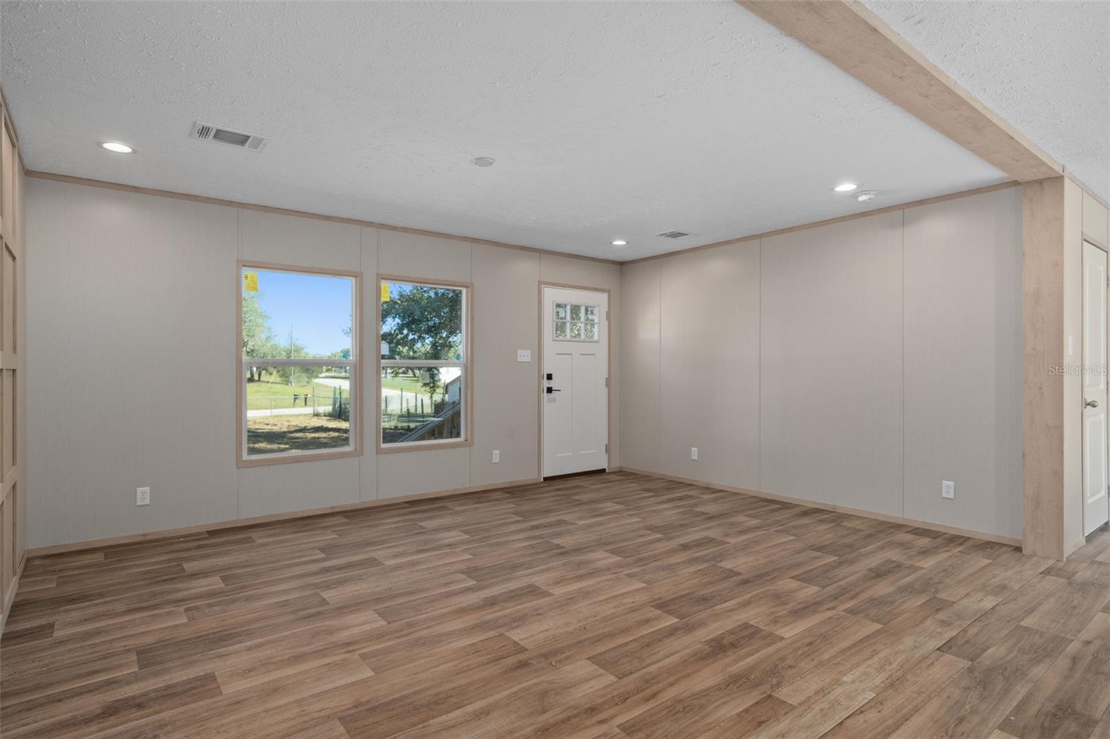 Image 18 of 65 For 3718 Shetland Drive