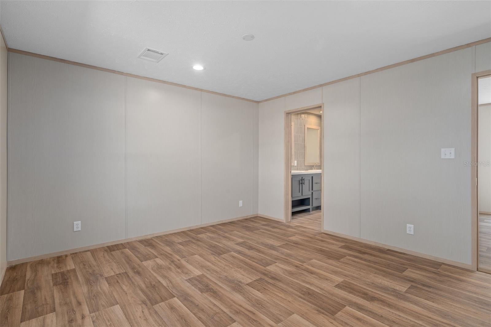 Image 30 of 65 For 3718 Shetland Drive