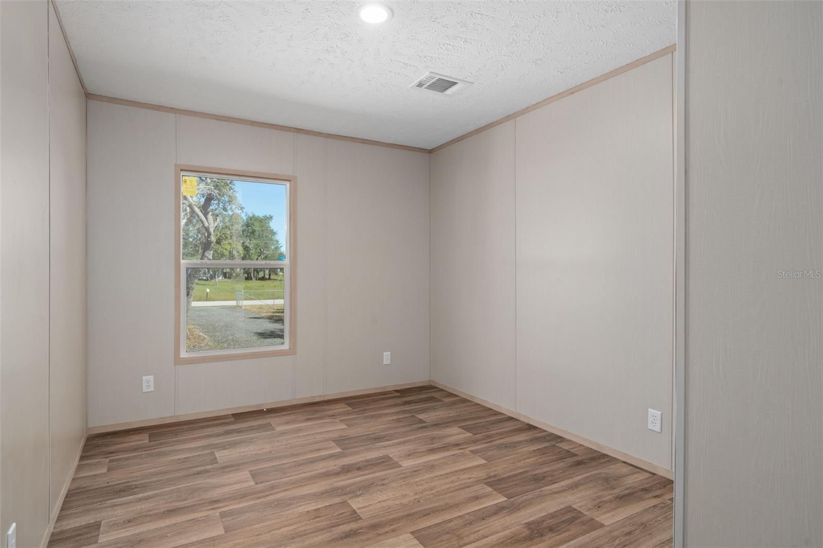 Image 40 of 65 For 3718 Shetland Drive