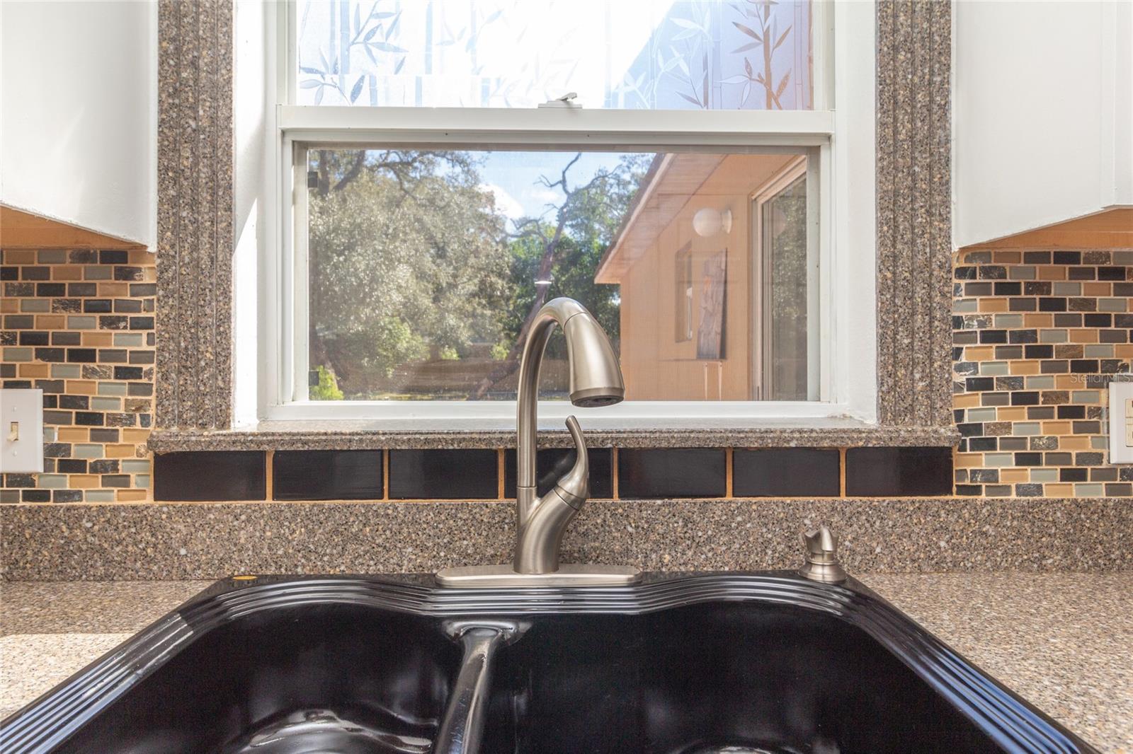 Image 13 of 30 For 1552 Deltona Boulevard