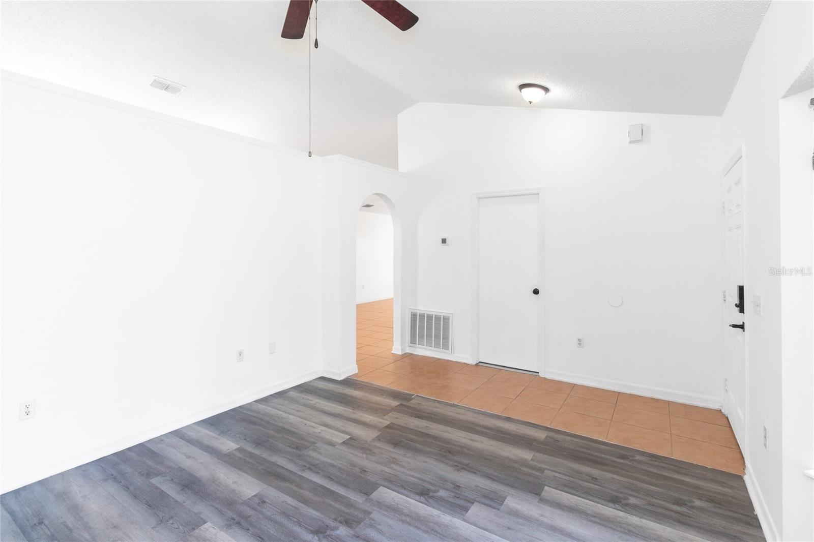 Image 9 of 30 For 1552 Deltona Boulevard