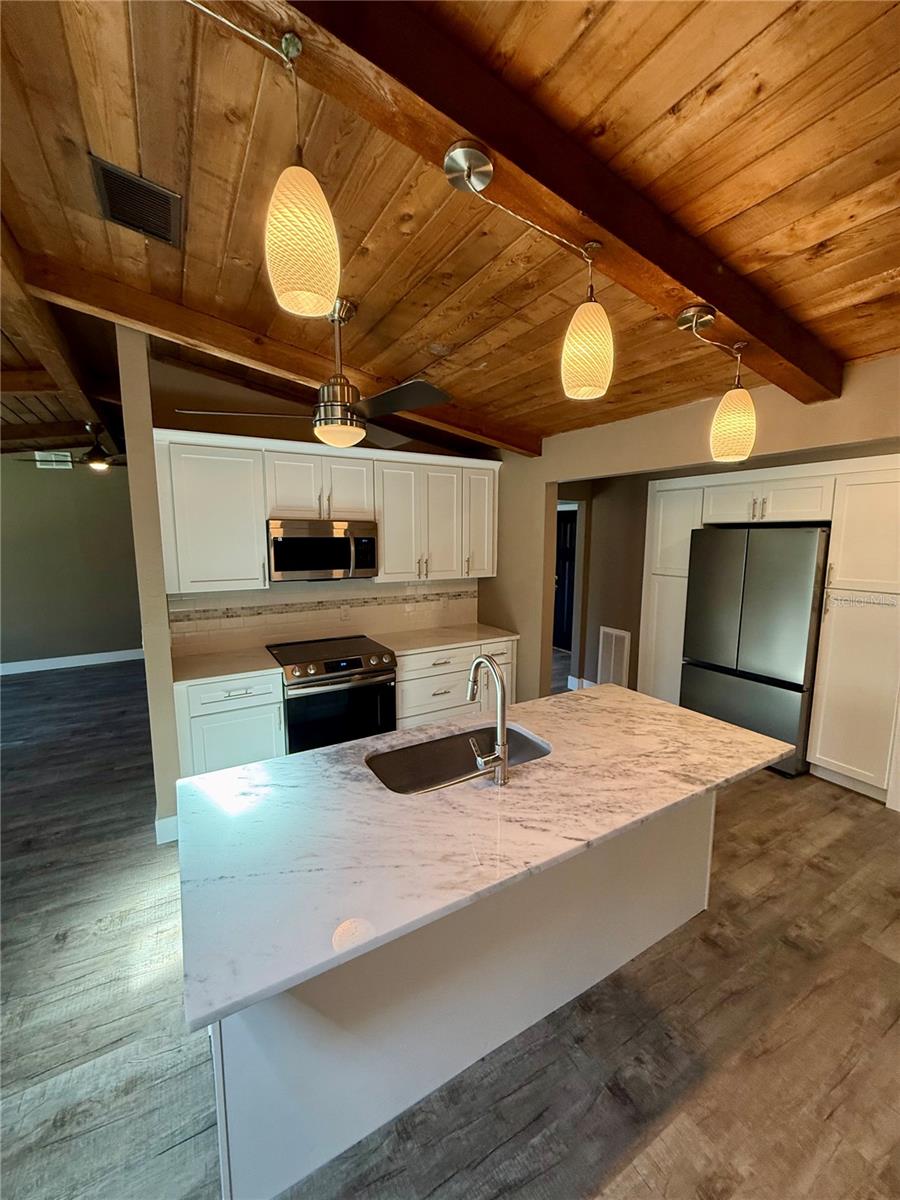 Image 7 of 13 For 9801 San Moreno Way