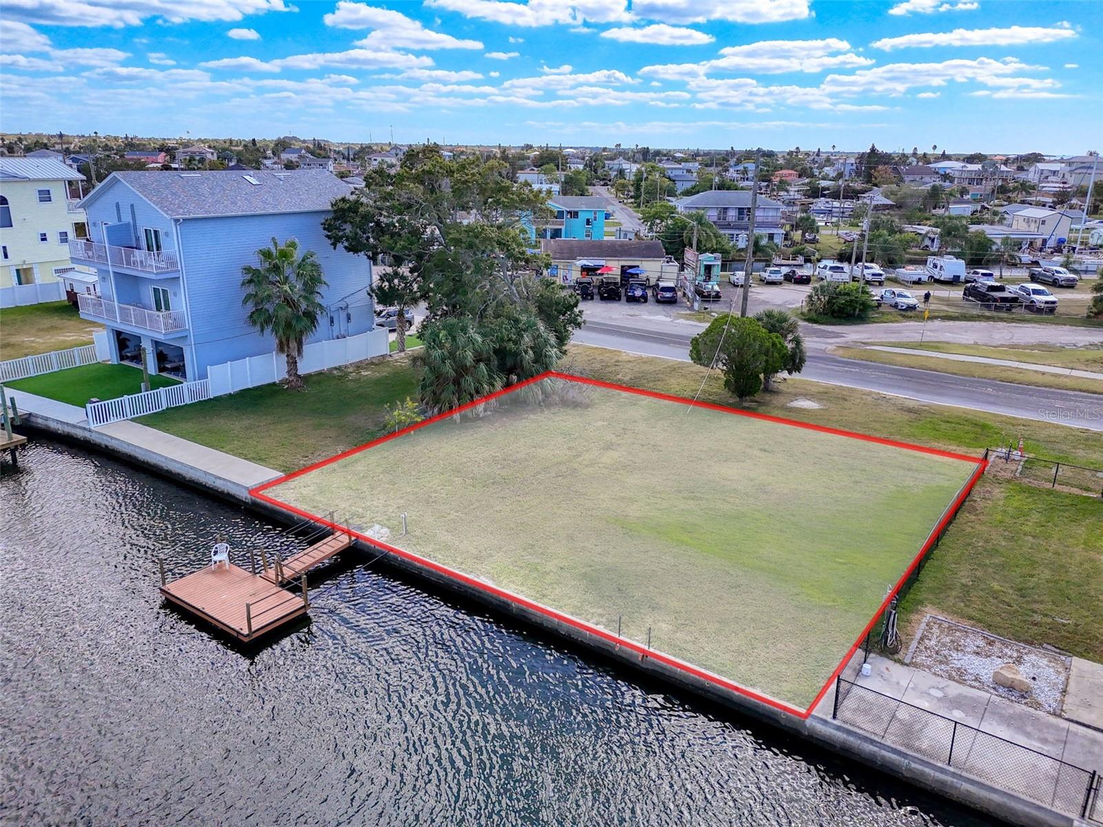 Listing photo id 26 for 6429 Clark Street