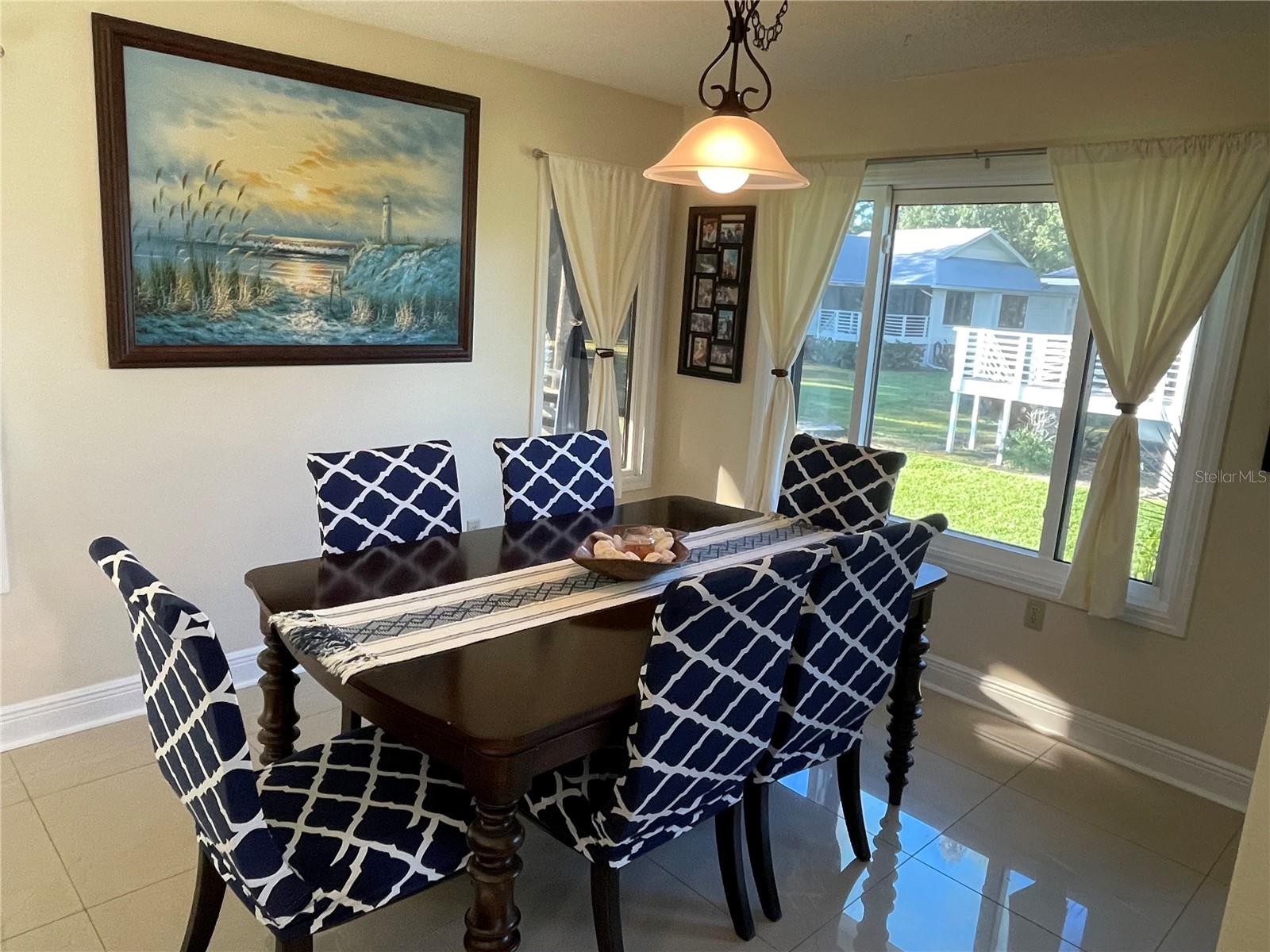 Image 12 of 40 For 1007 Lake Avoca Drive