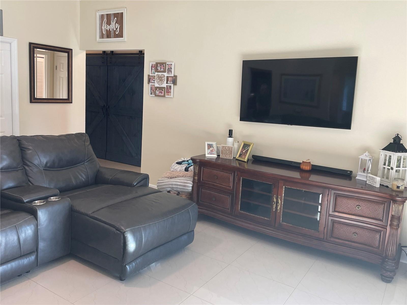 Image 15 of 40 For 1007 Lake Avoca Drive