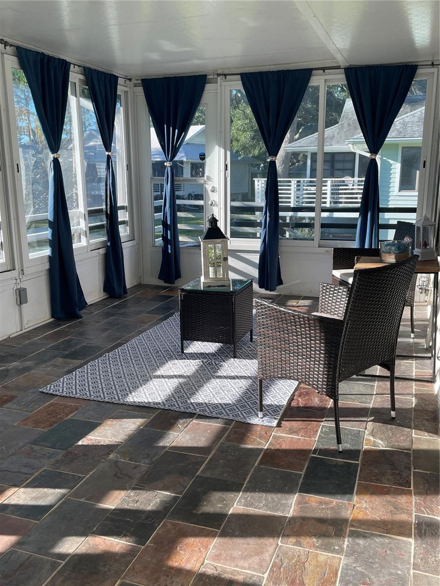 Image 32 of 40 For 1007 Lake Avoca Drive