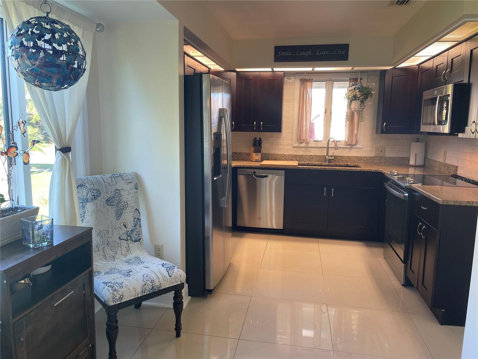 Image 7 of 40 For 1007 Lake Avoca Drive